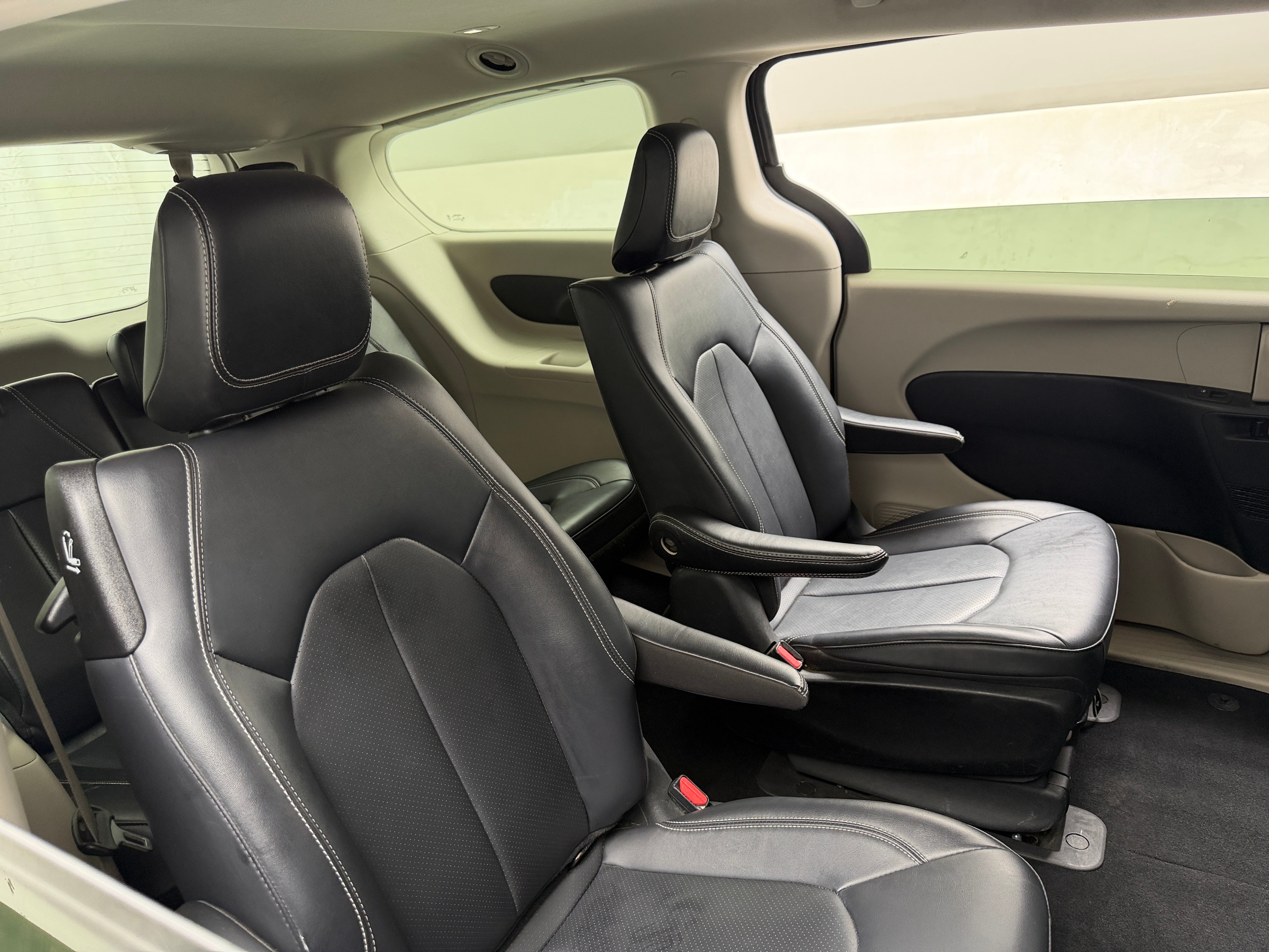 2023 Chrysler Pacifica Hybrid