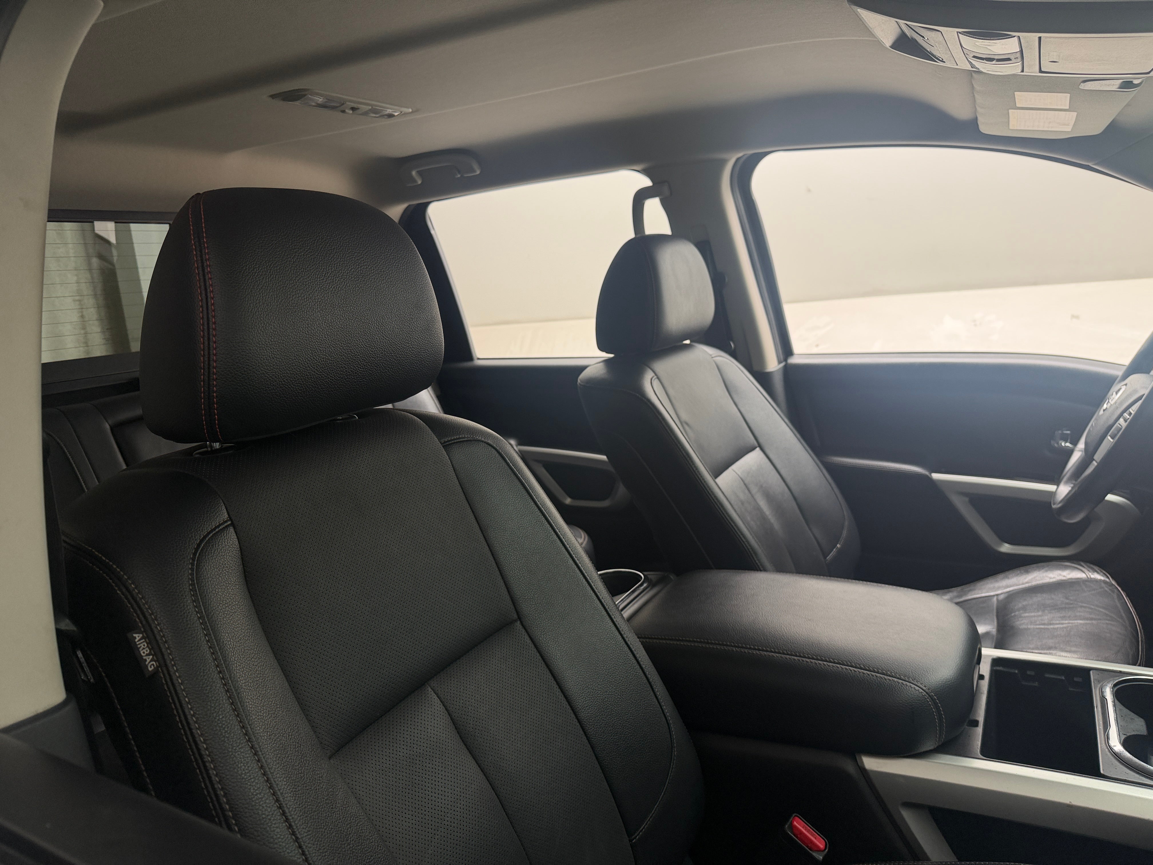2017 Nissan Titan