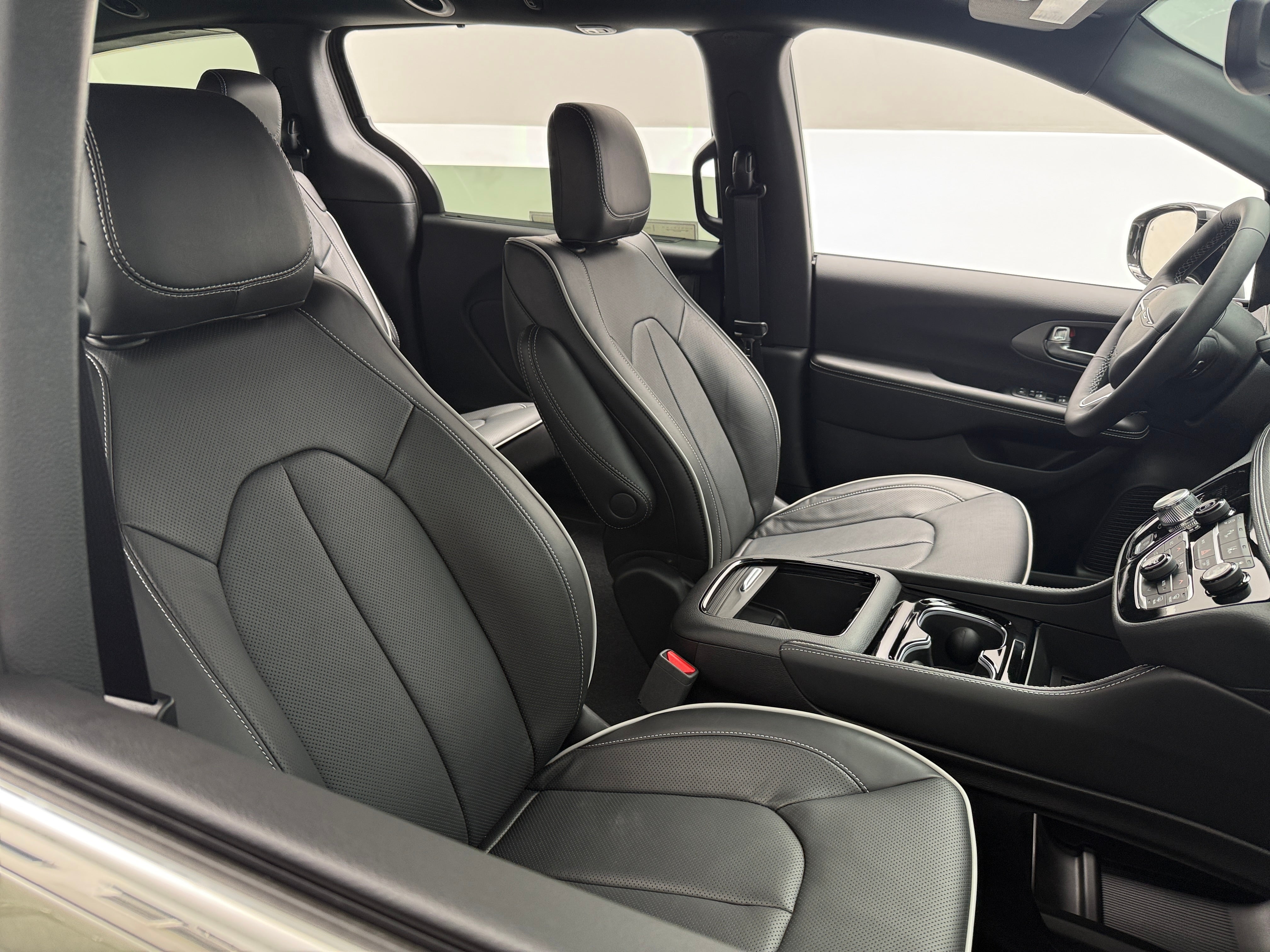2027 Chrysler Pacifica