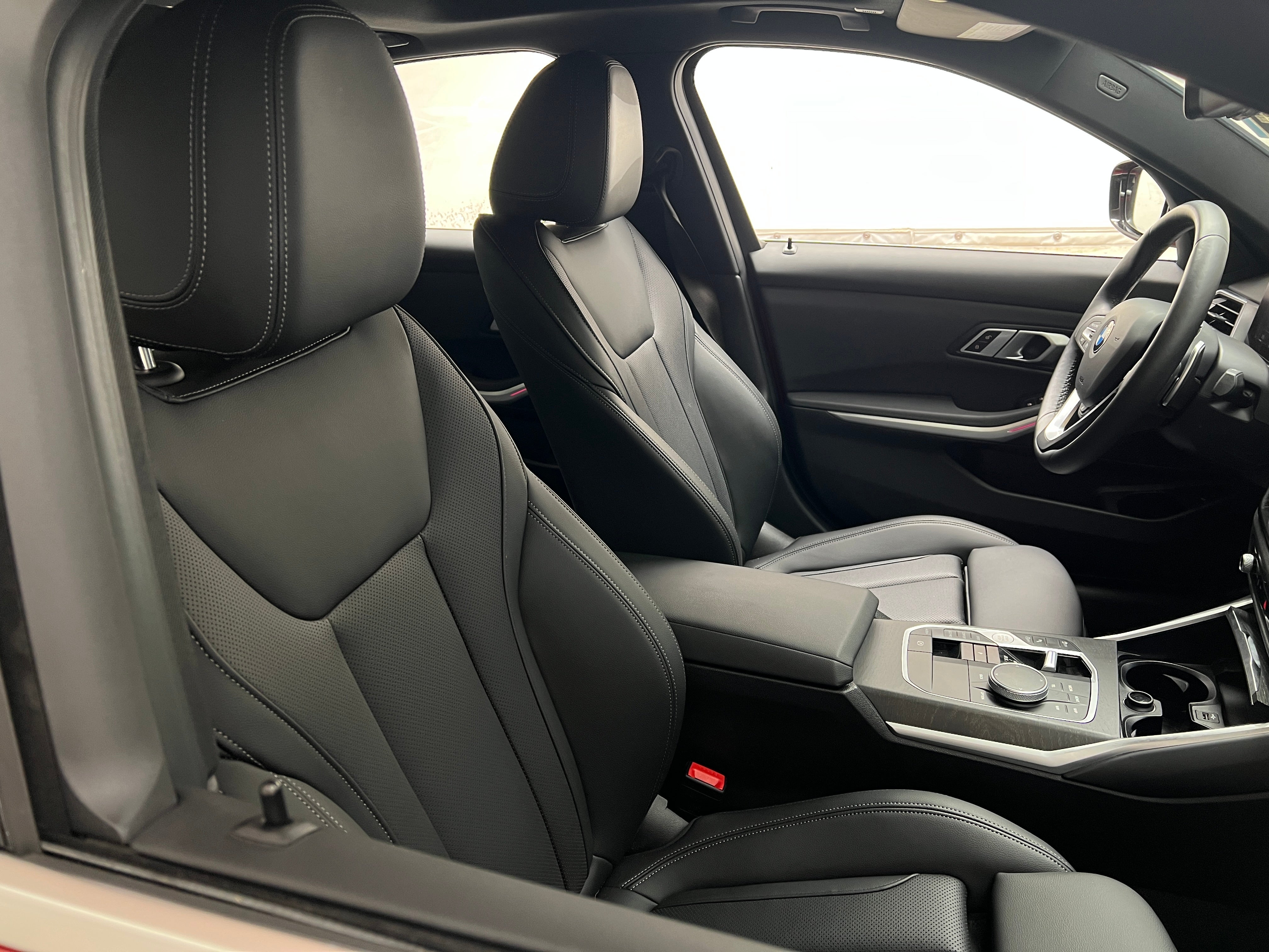 2023 BMW 3 Series 330i