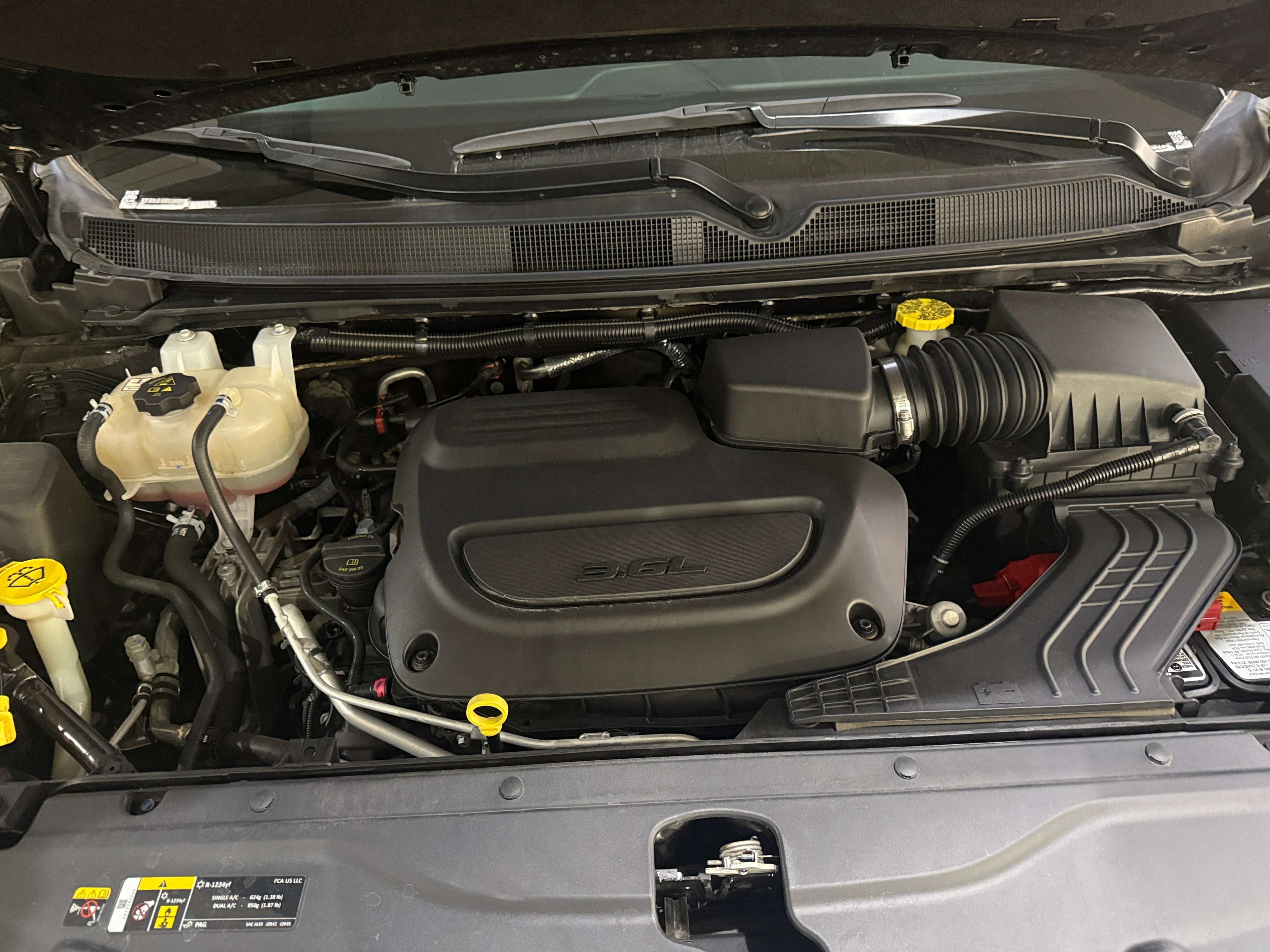 2024 Chrysler Voyager
