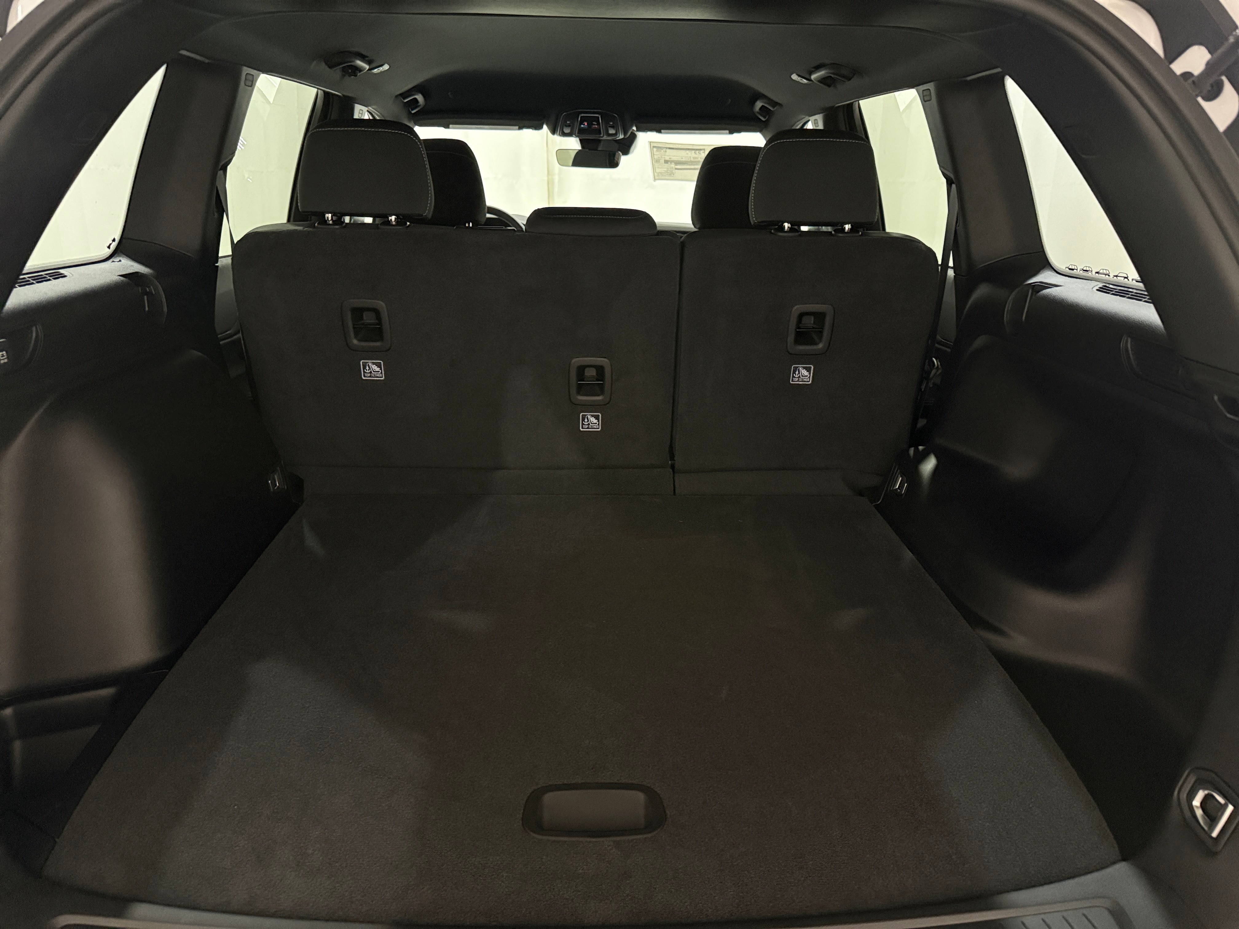 2027 Jeep Grand Cherokee