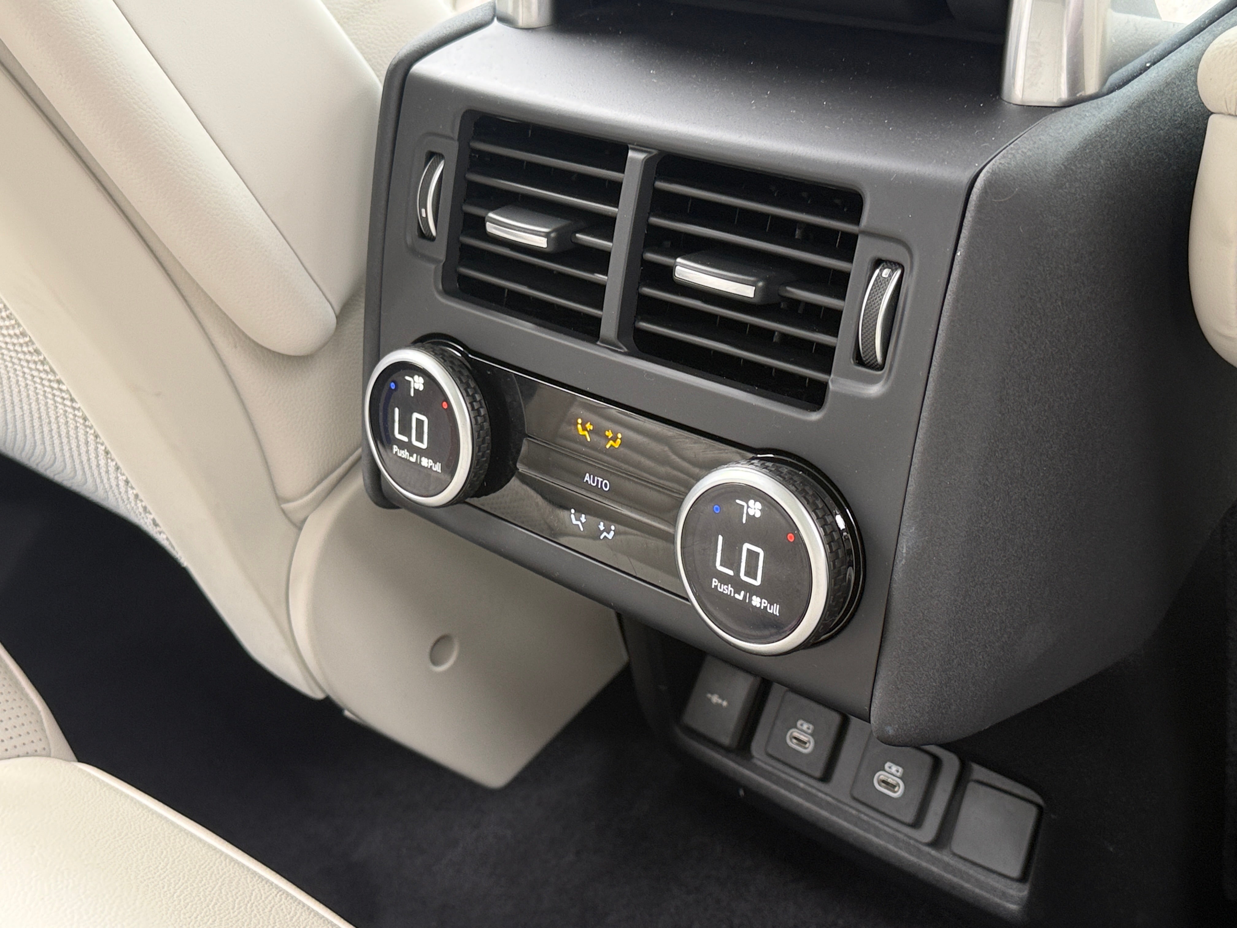 2024 Land Rover Discovery