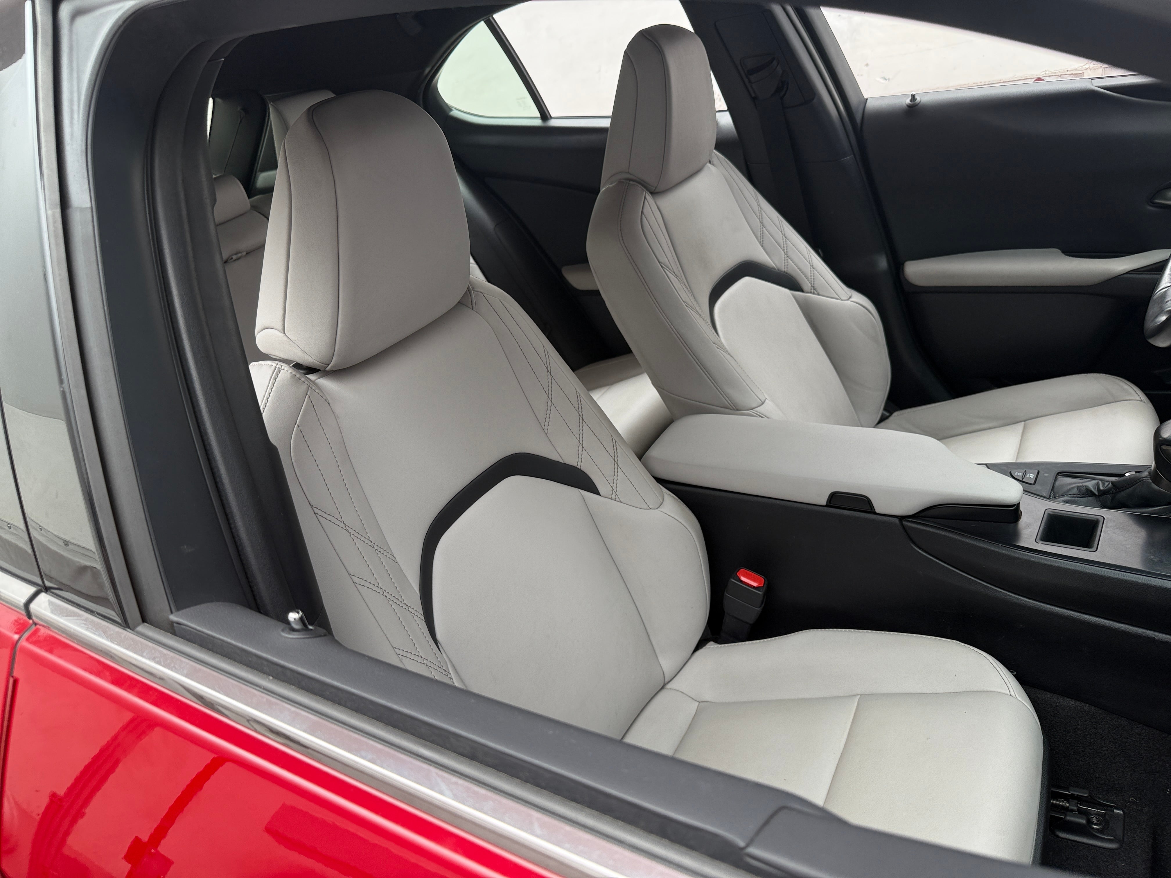 2023 Lexus UX
