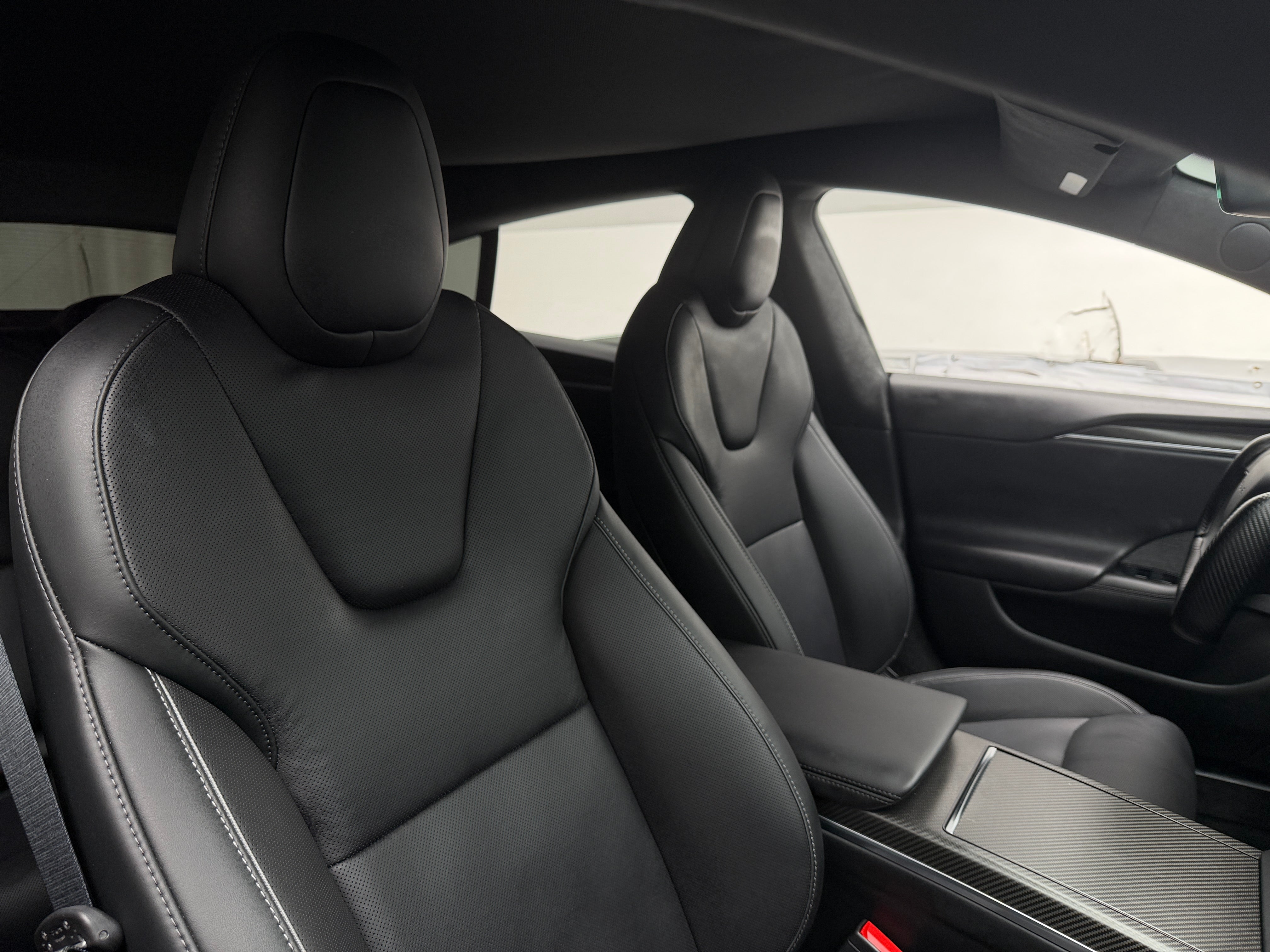 2024 Tesla Model S Plaid