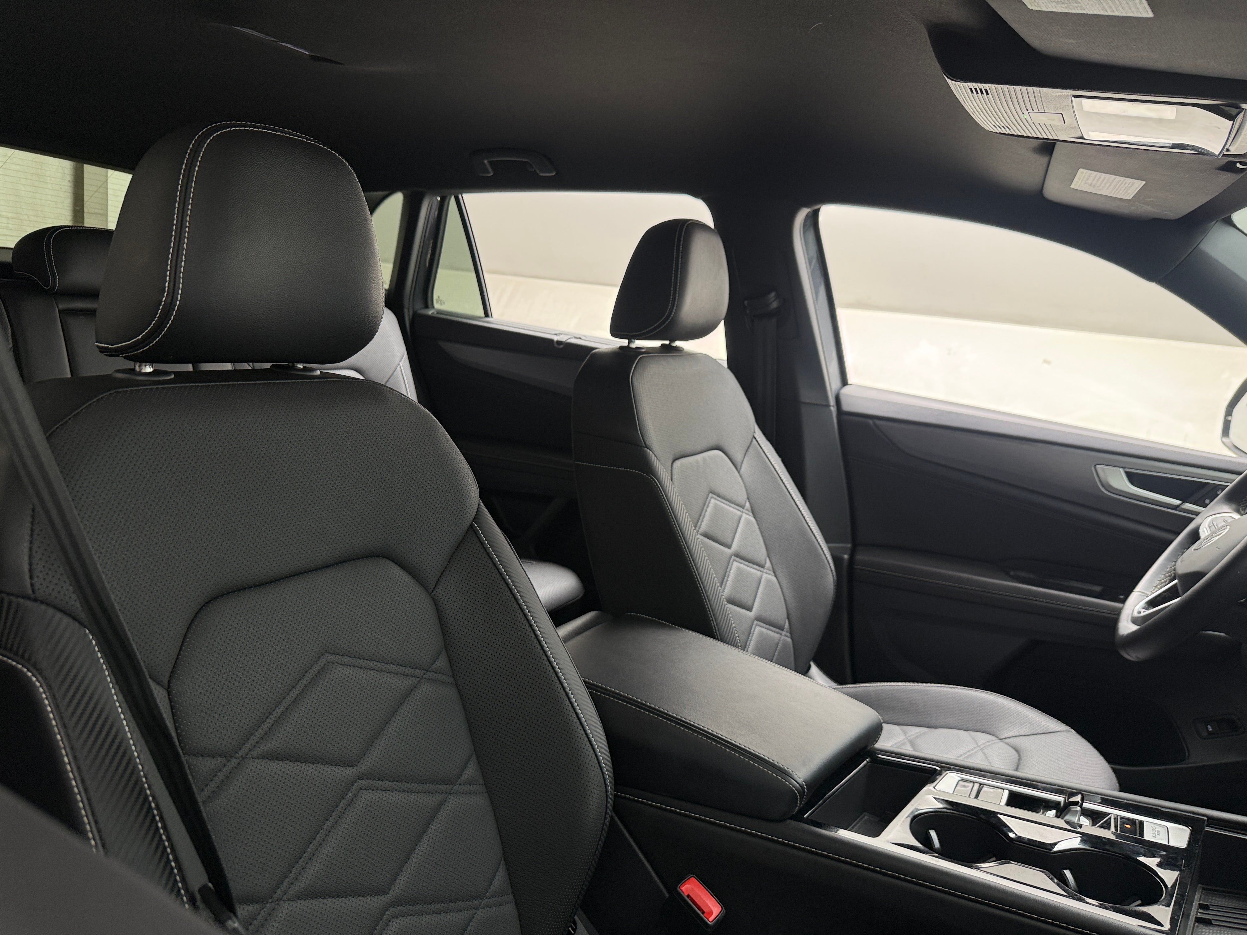 2025 Volkswagen Atlas Cross Sport