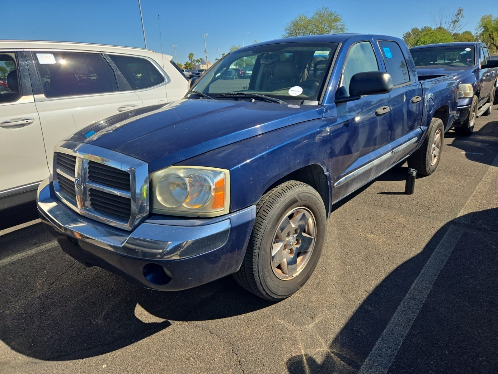 2005 Dodge Dakota 4dr Quad Cab 131" WB Laramie