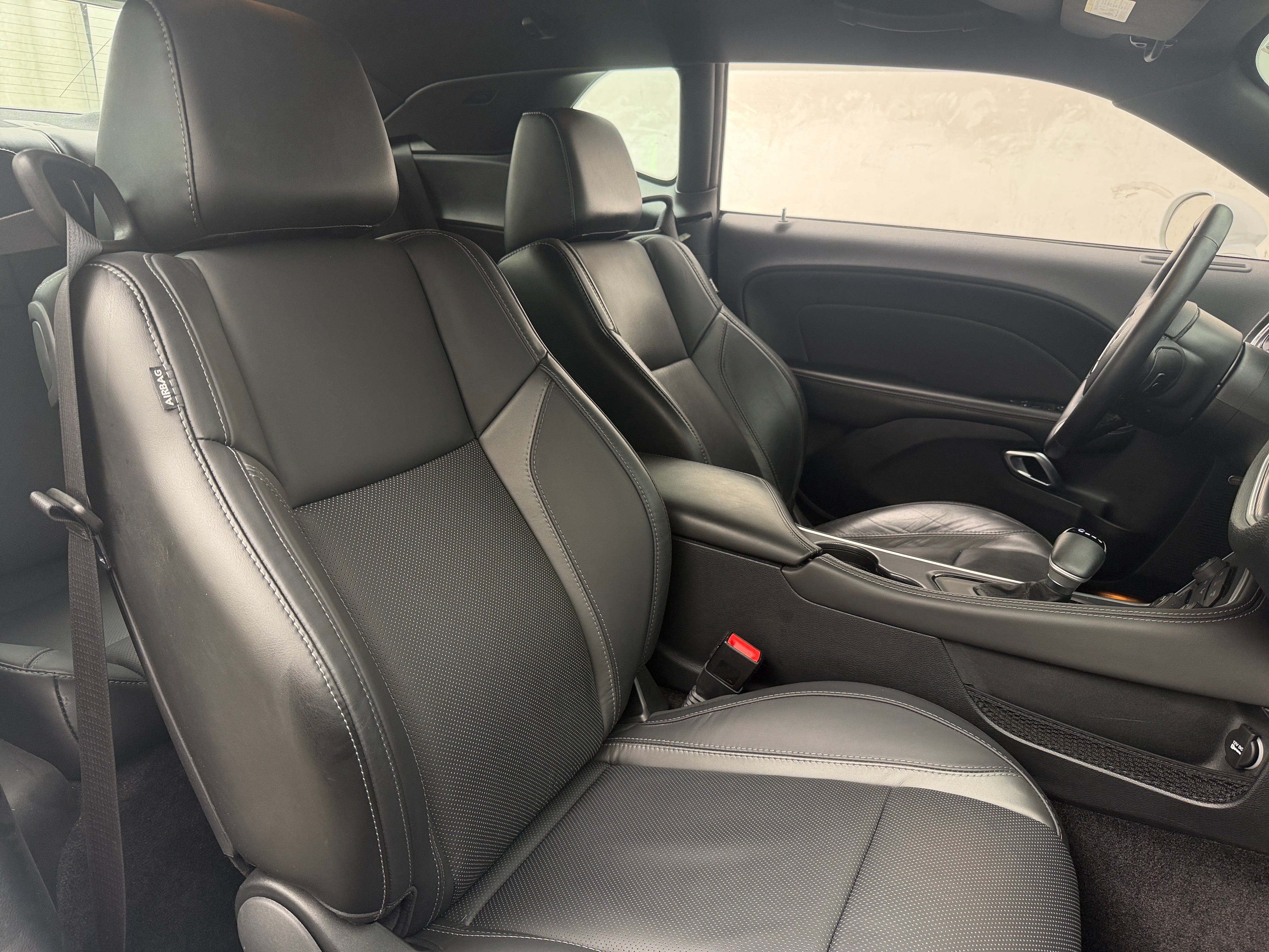 2017 Dodge Challenger SXT Plus