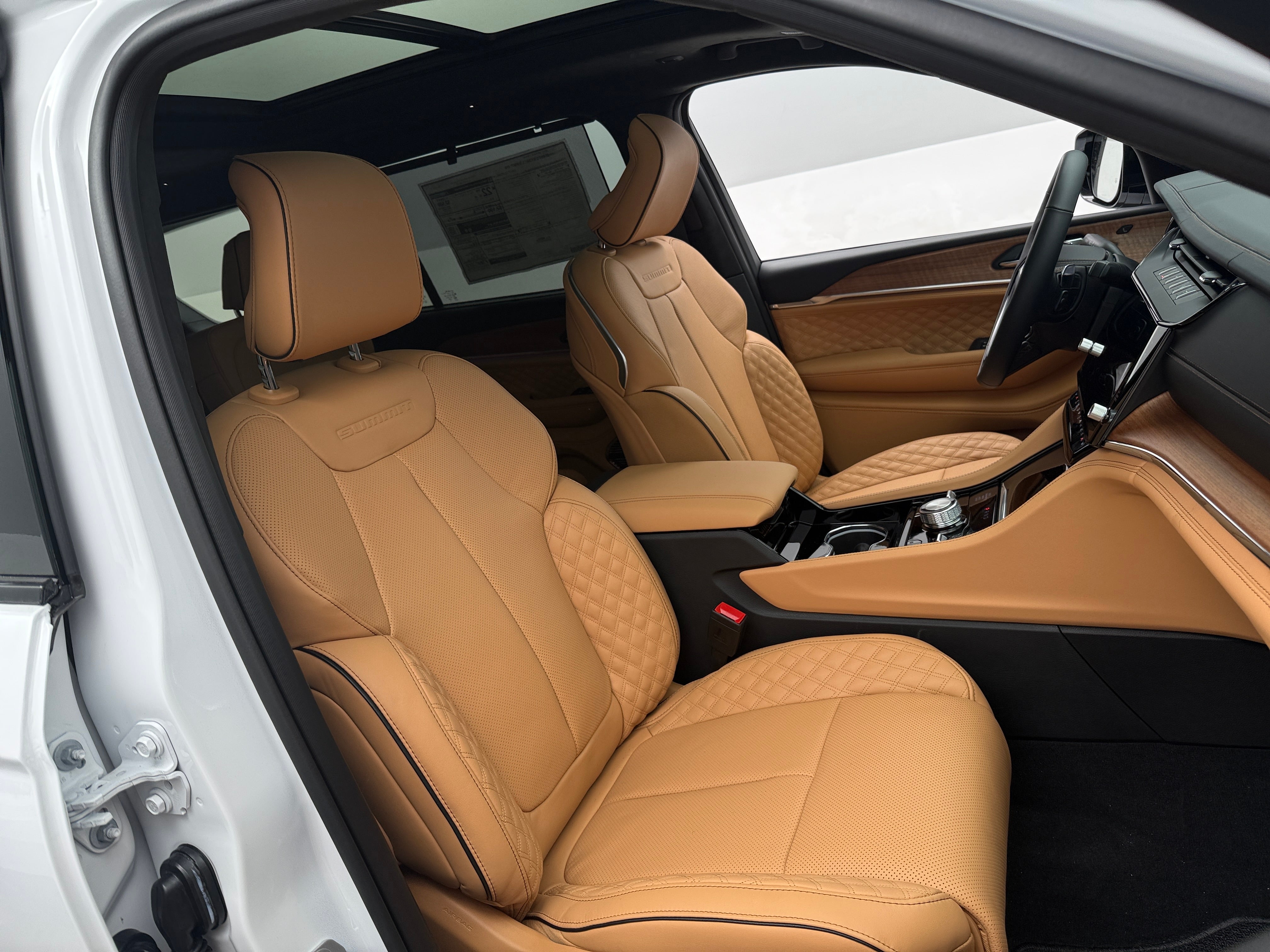 2027 Jeep Grand Cherokee L