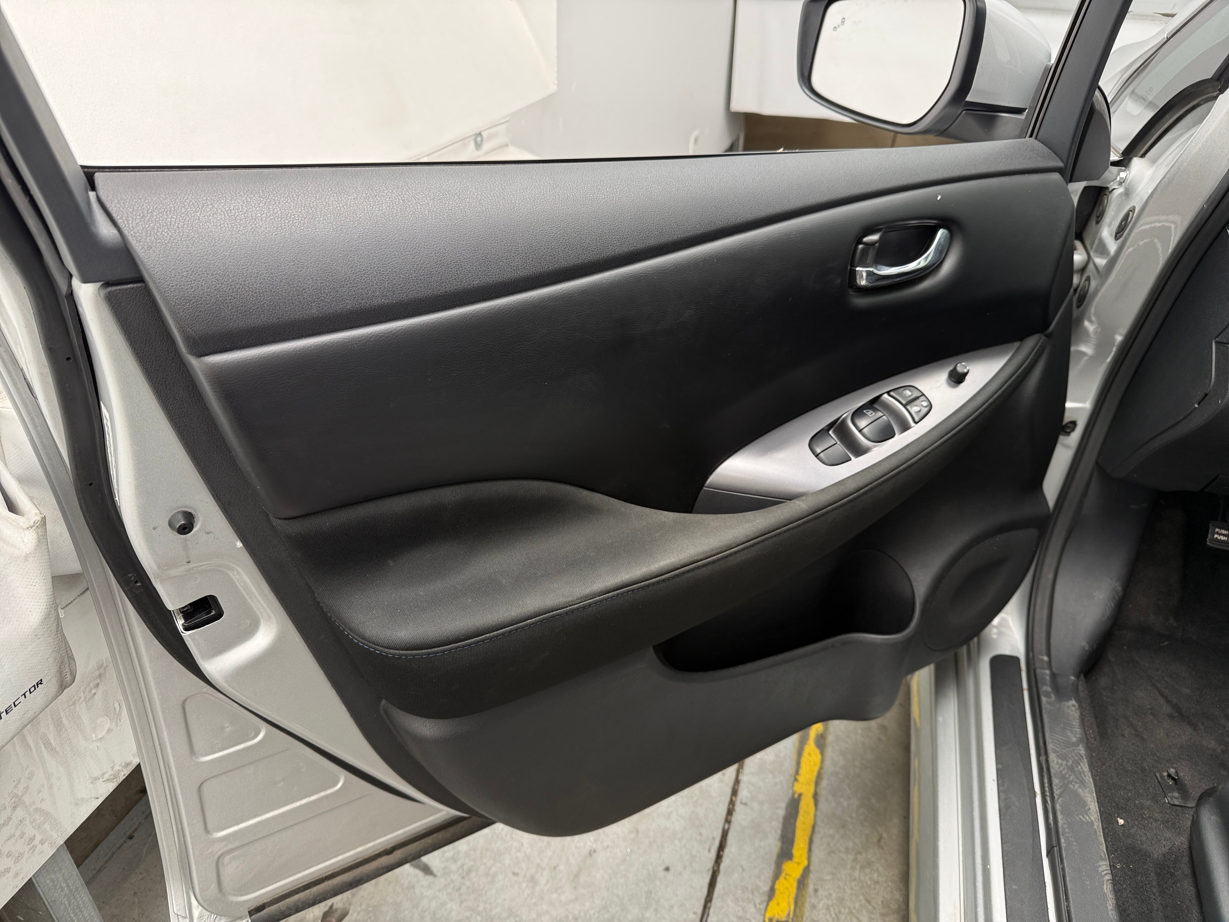 Used 2025 Nissan Leaf S with VIN 1N4AZ1BV4SC561477 for sale in Auburn, WA