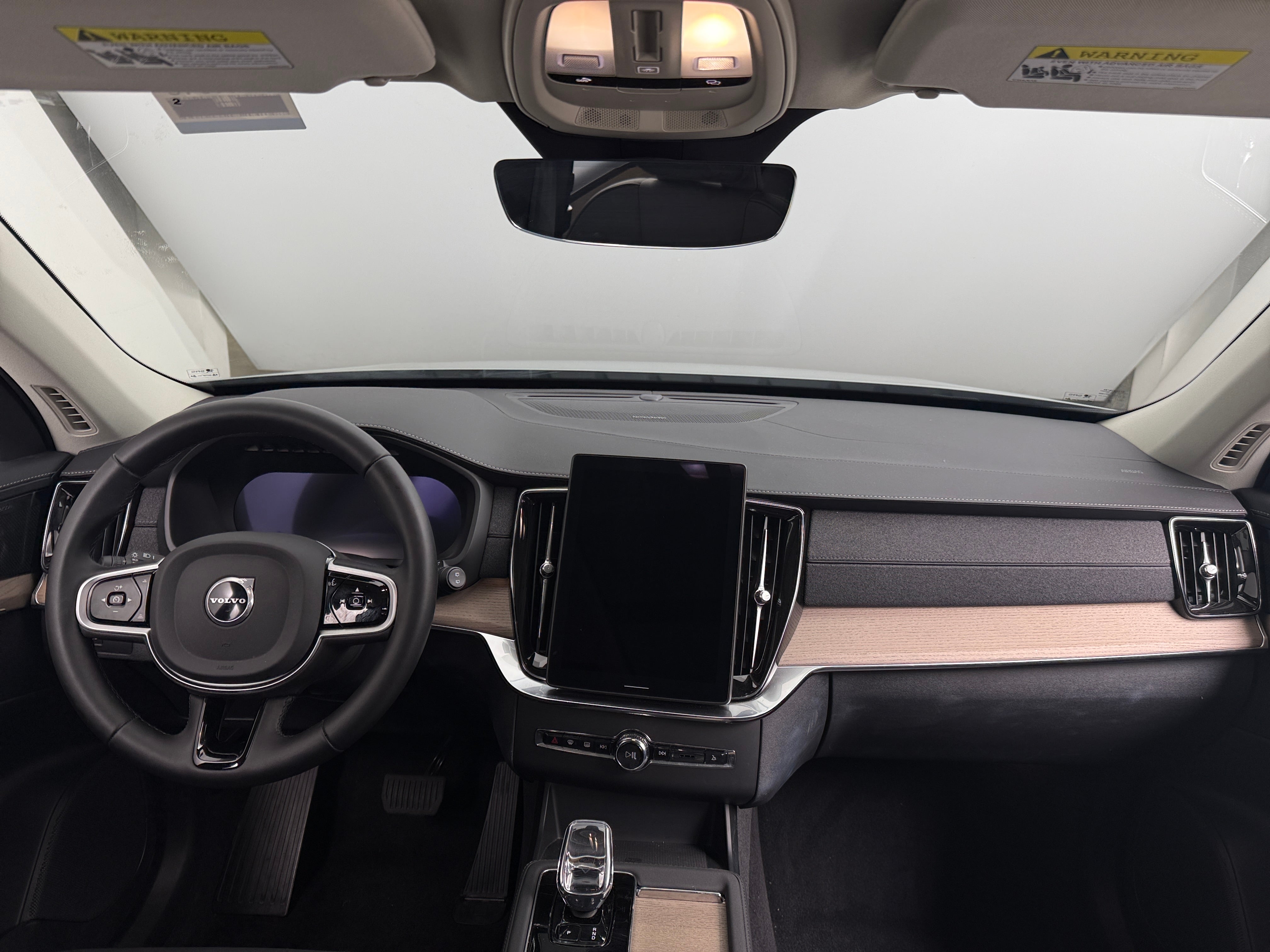 2026 Volvo XC90 Plus