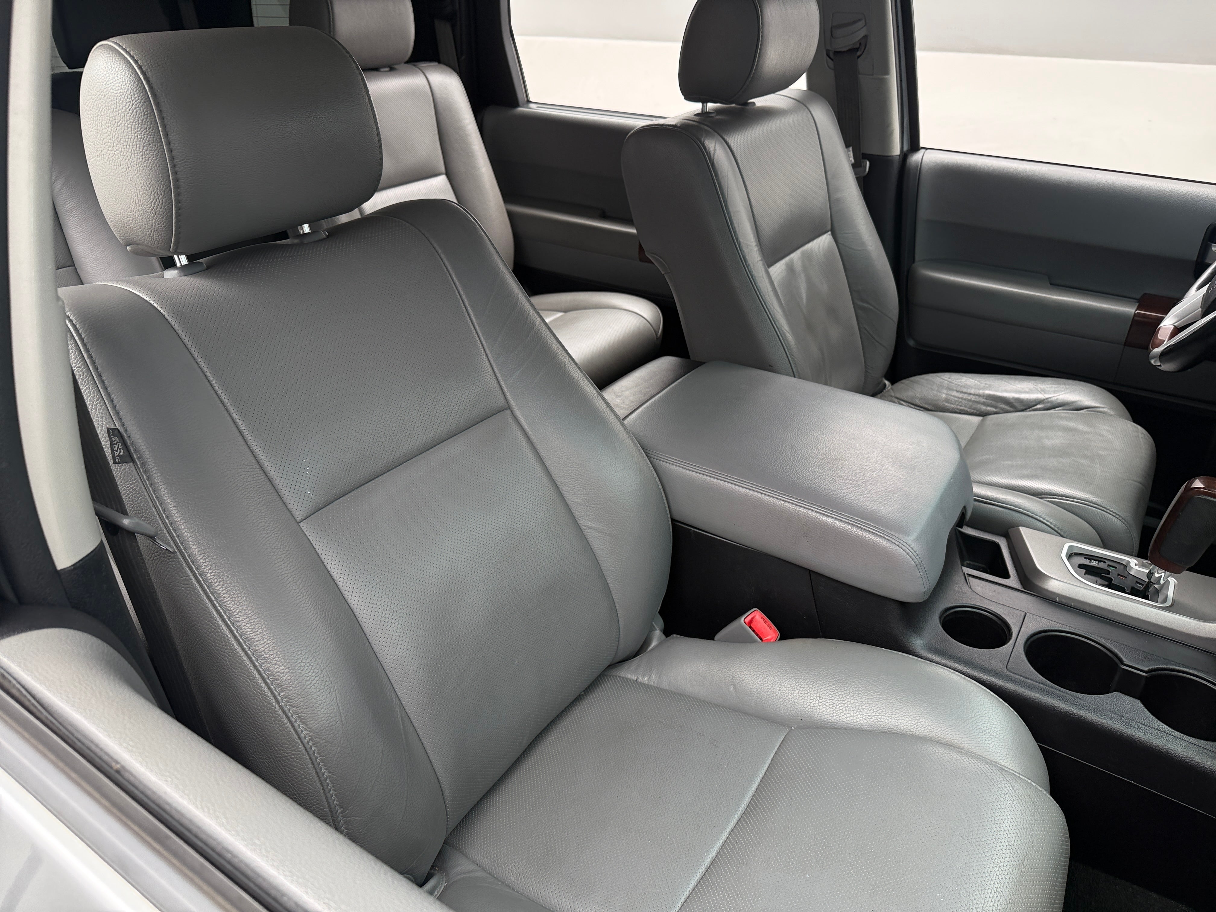 2016 Toyota Sequoia
