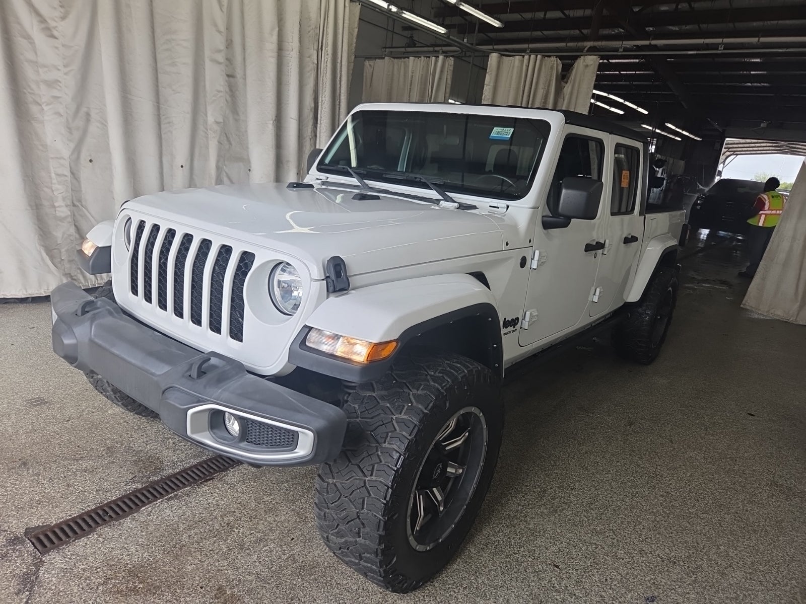2022 Jeep Gladiator Sport S 4x4