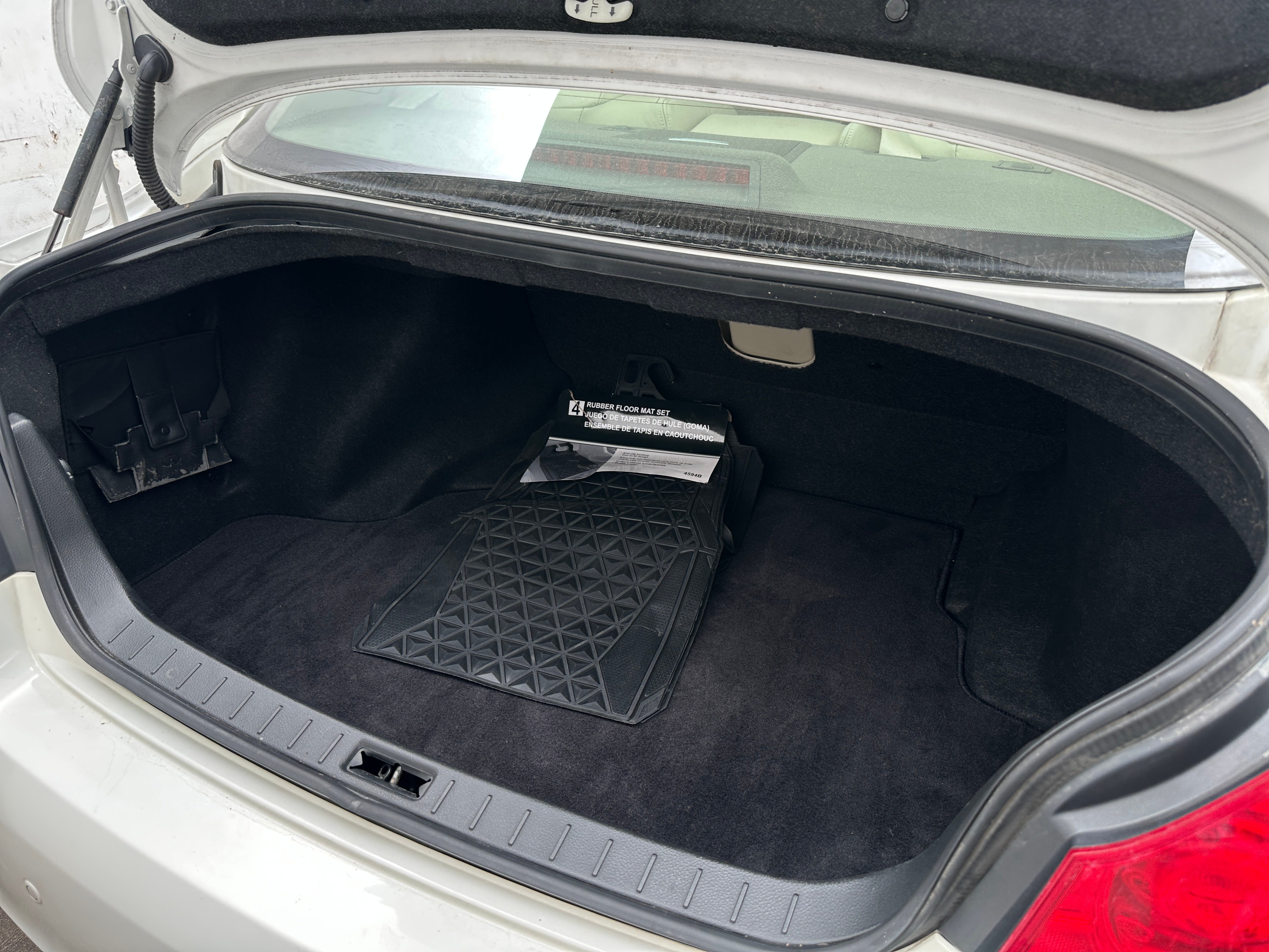 2011 INFINITI G Sedan