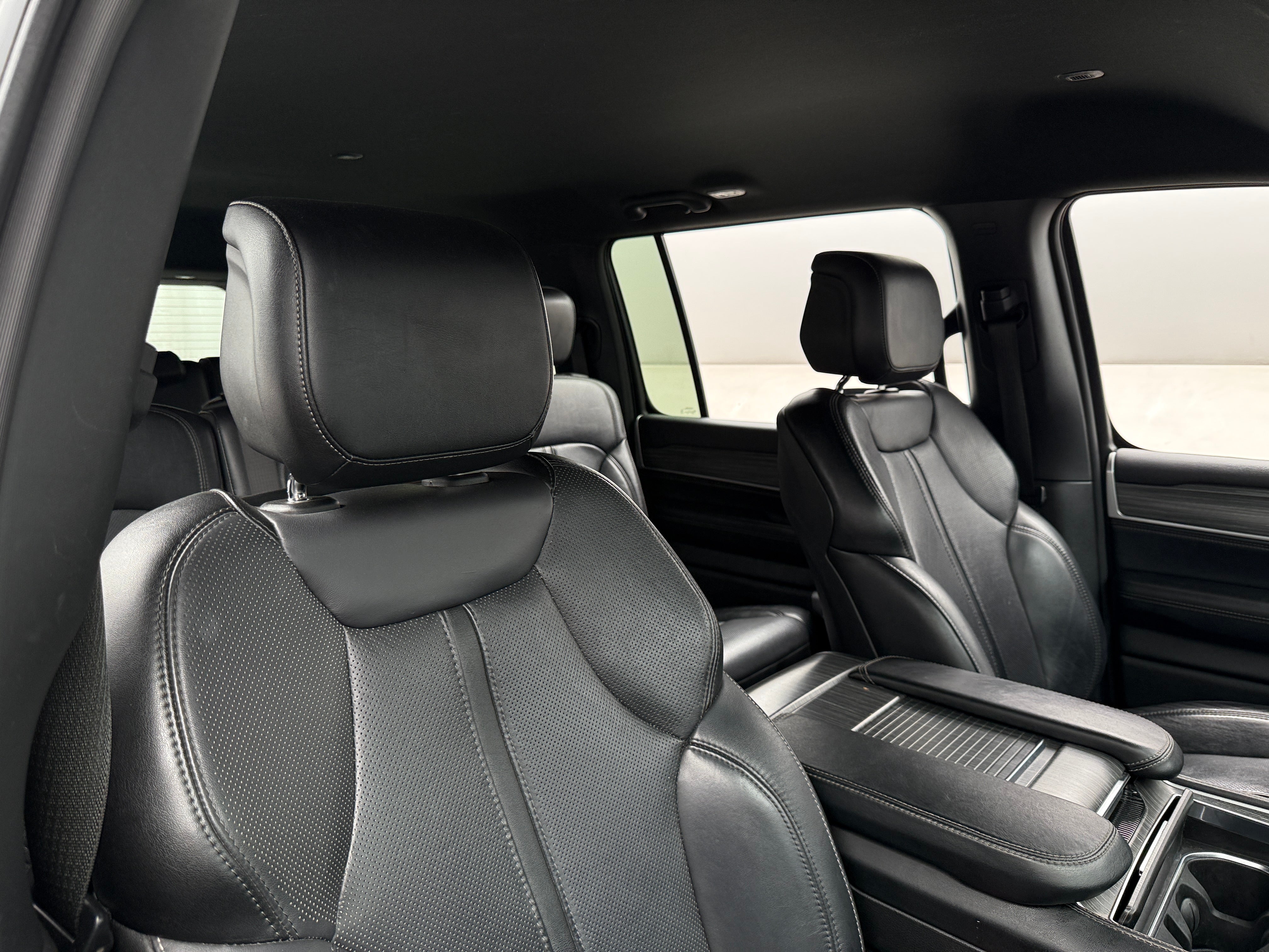 2024 Jeep Wagoneer