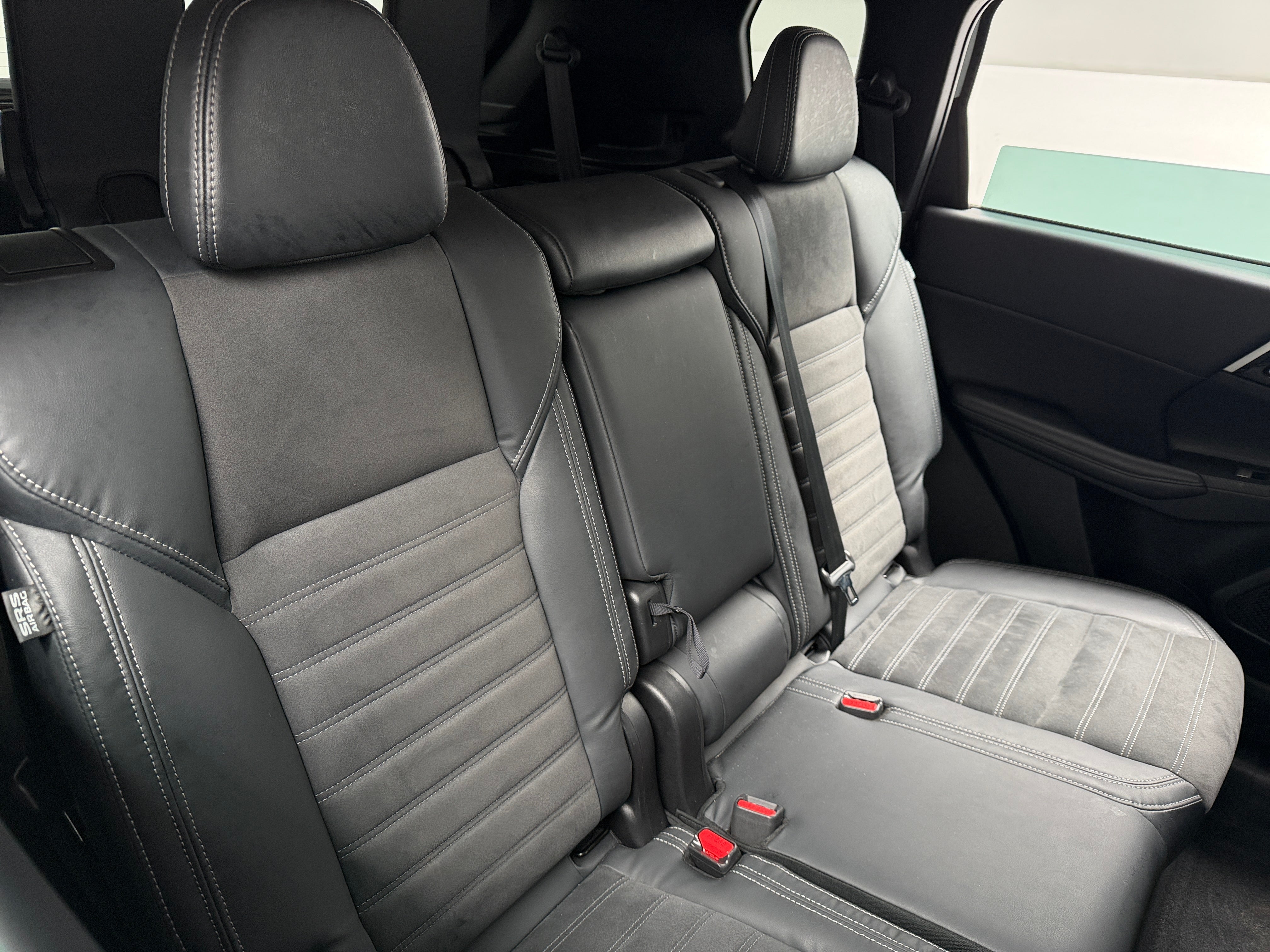 2023 Mitsubishi Outlander Plug-In Hybrid