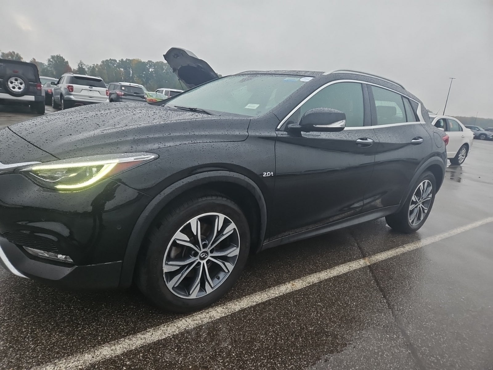 2018 Infiniti QX30 Premium