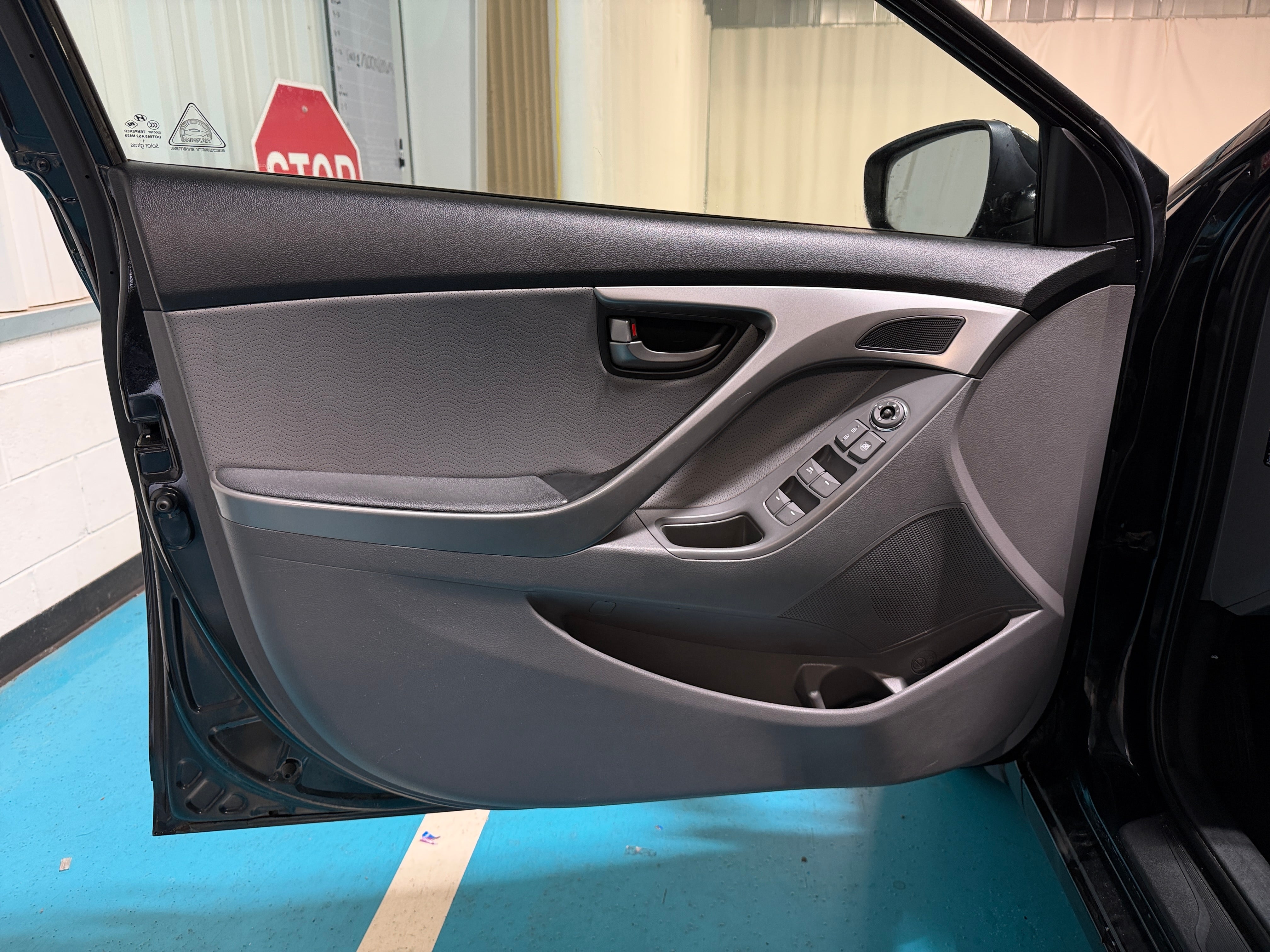 Used 2013 Hyundai Elantra Limited with VIN 5NPDH4AE6DH159156 for sale in Hutchins, TX