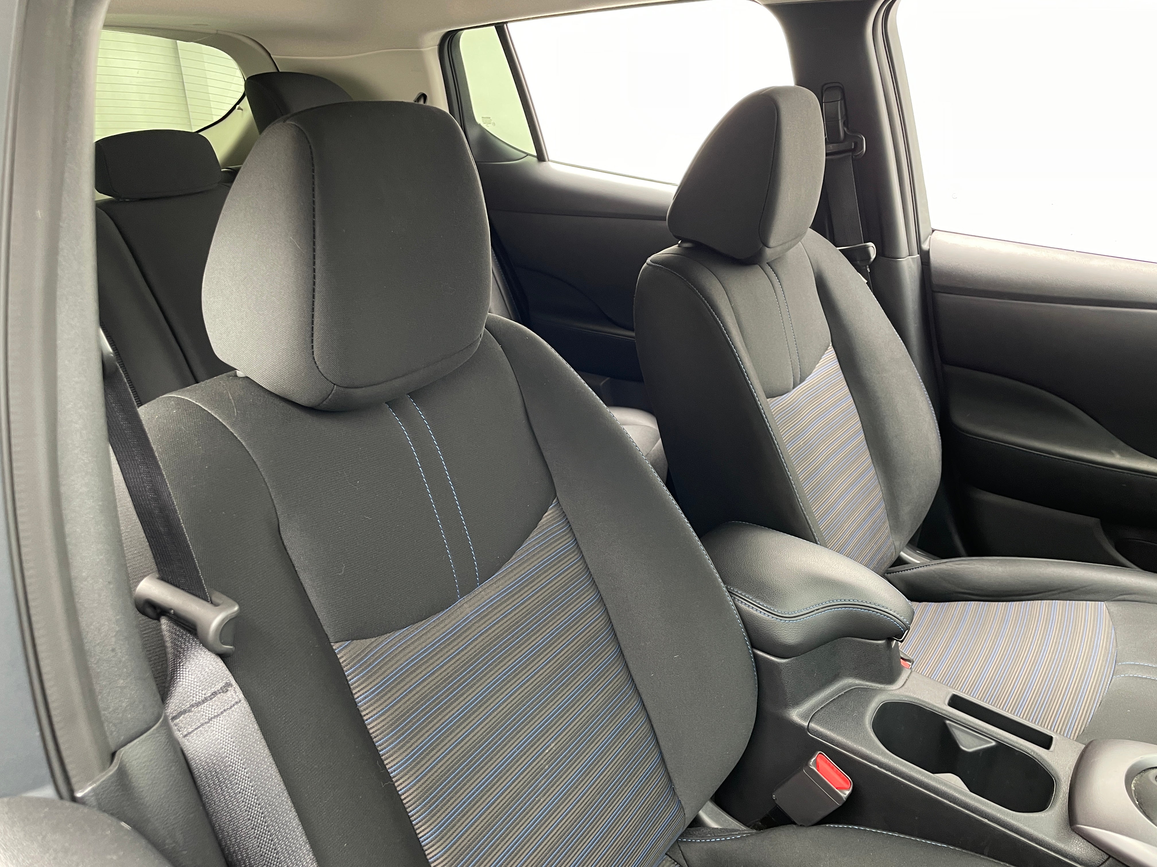 2025 Nissan Leaf S