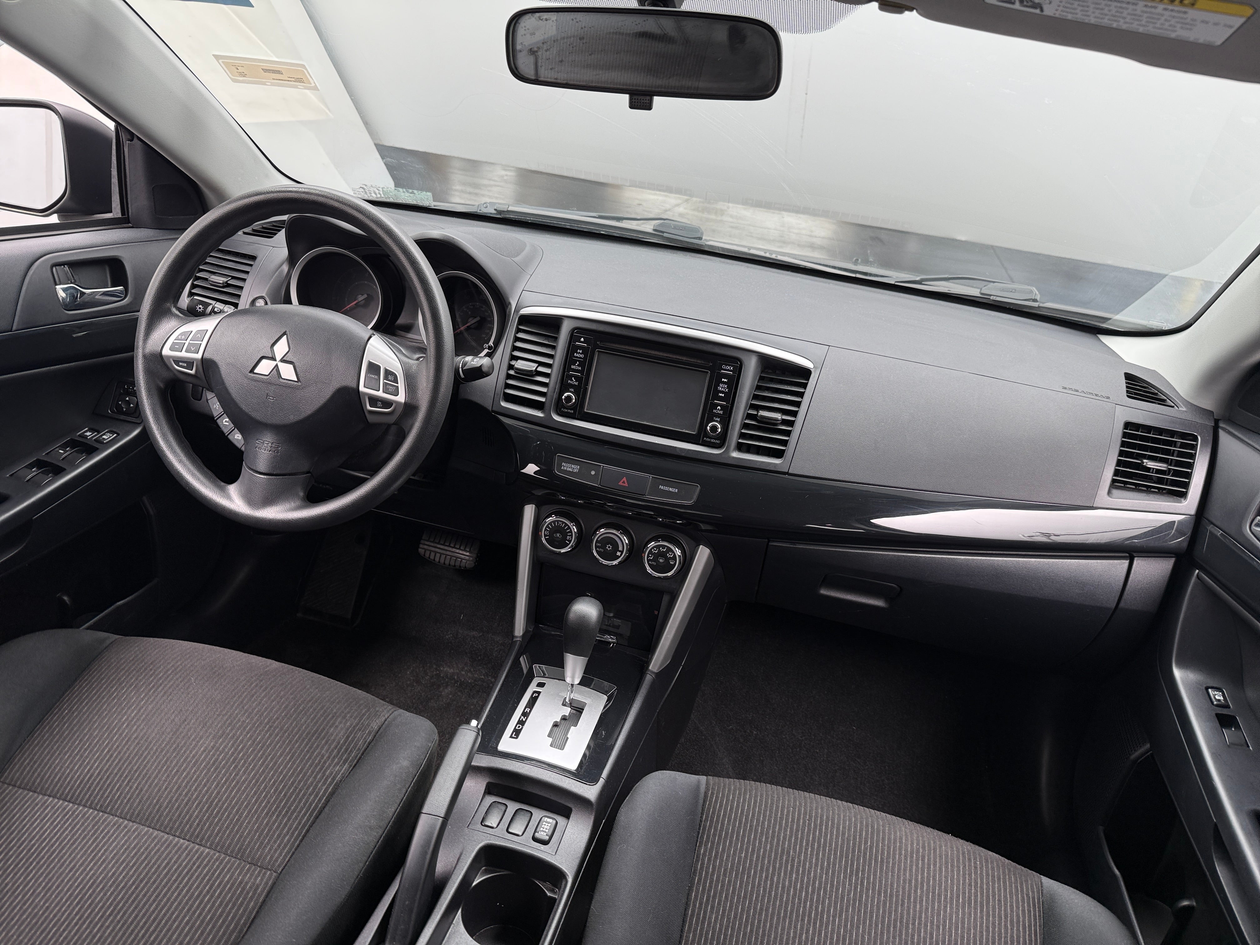 2017 Mitsubishi Lancer ES