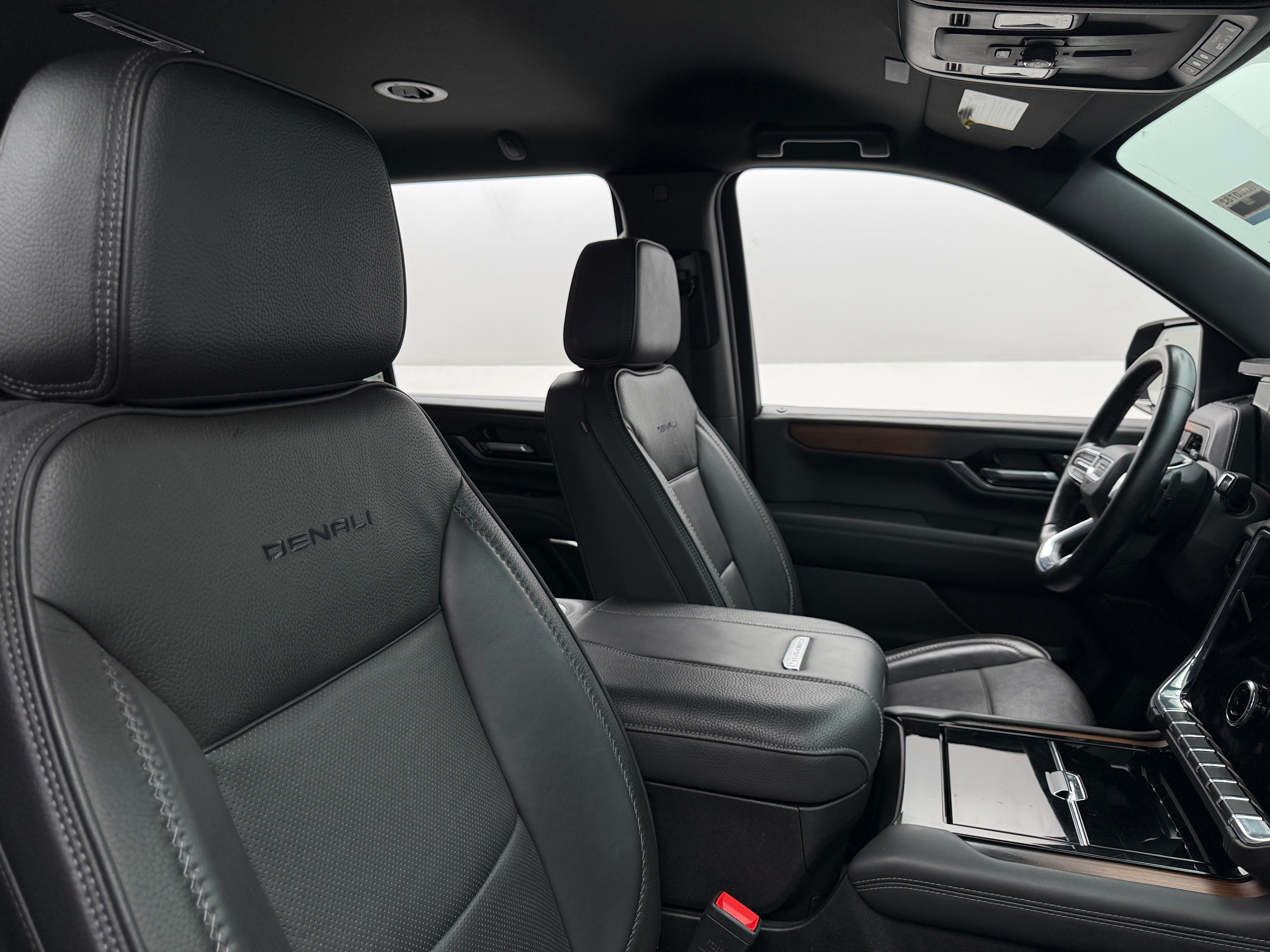 2025 GMC Yukon
