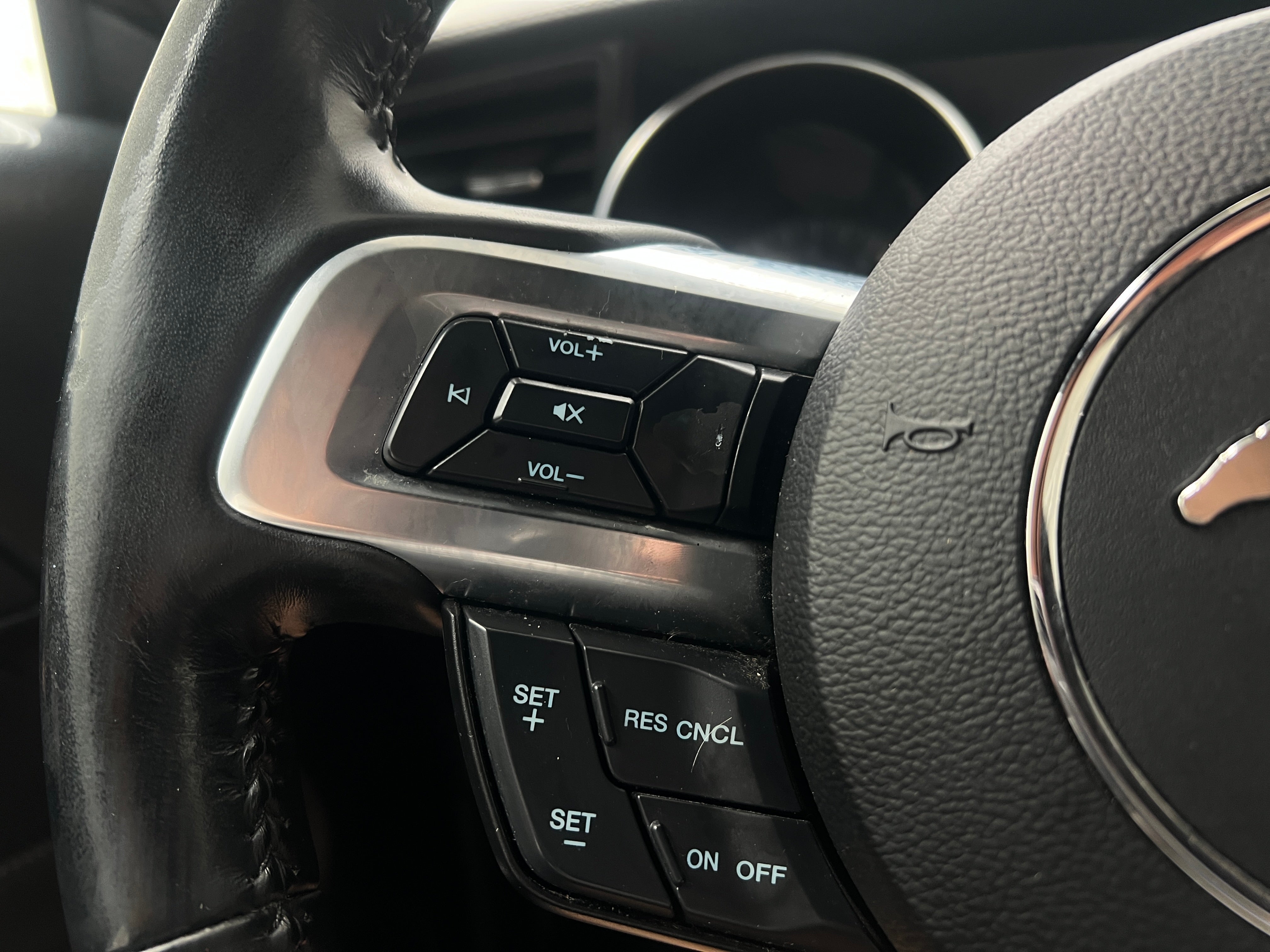 2022 Ford Mustang