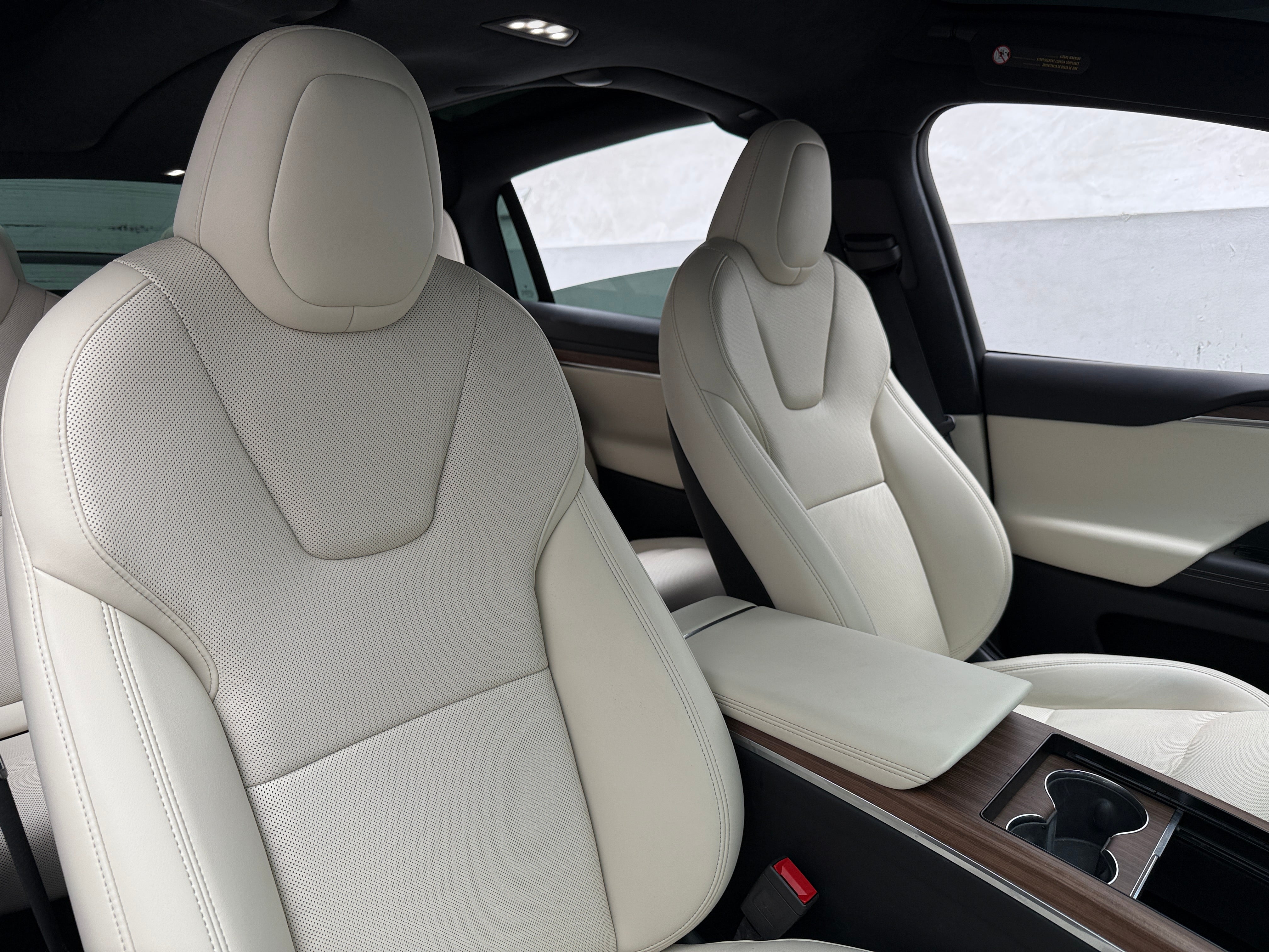 2025 Tesla Model X Long Range