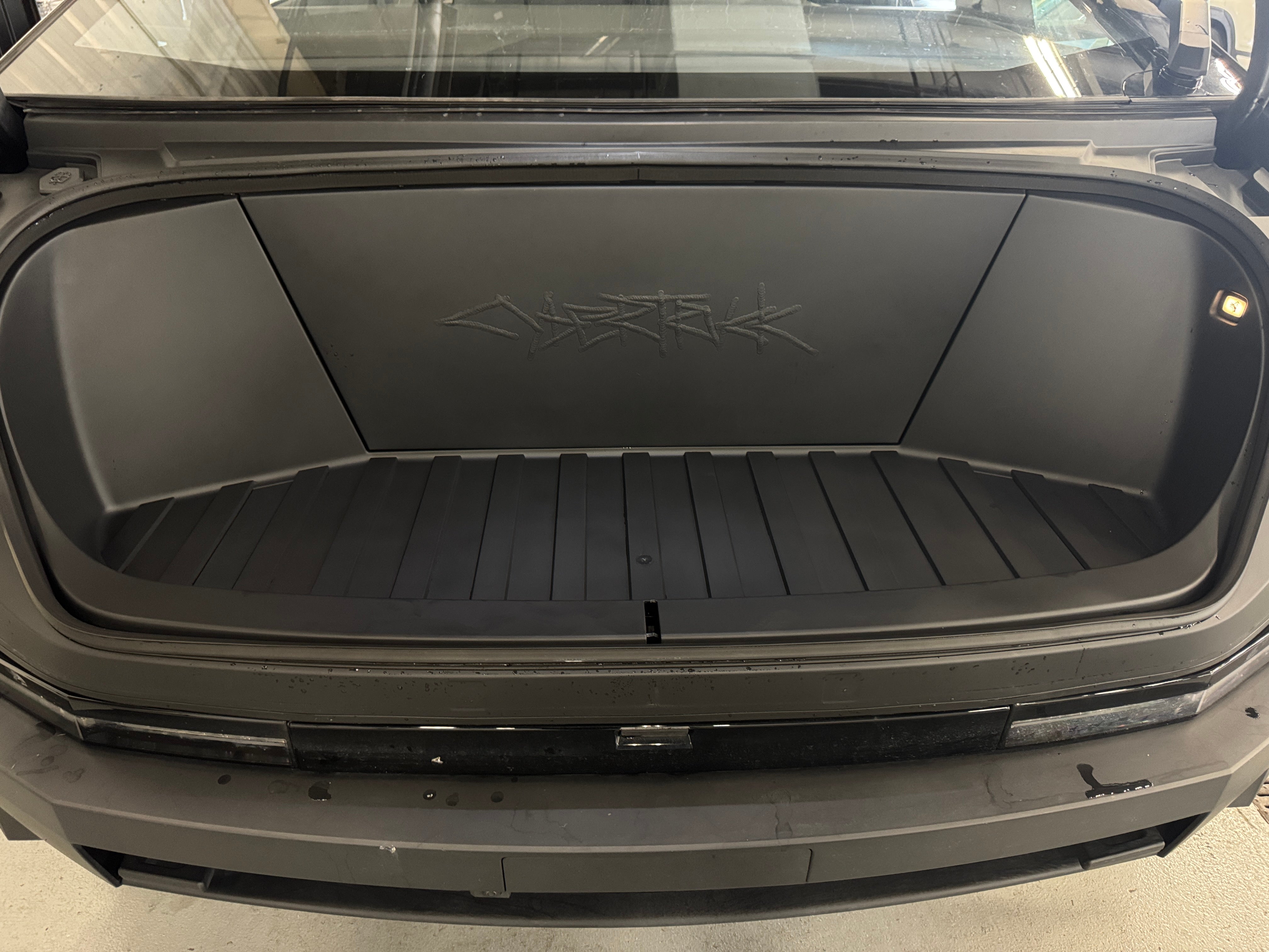 2025 Tesla Cybertruck