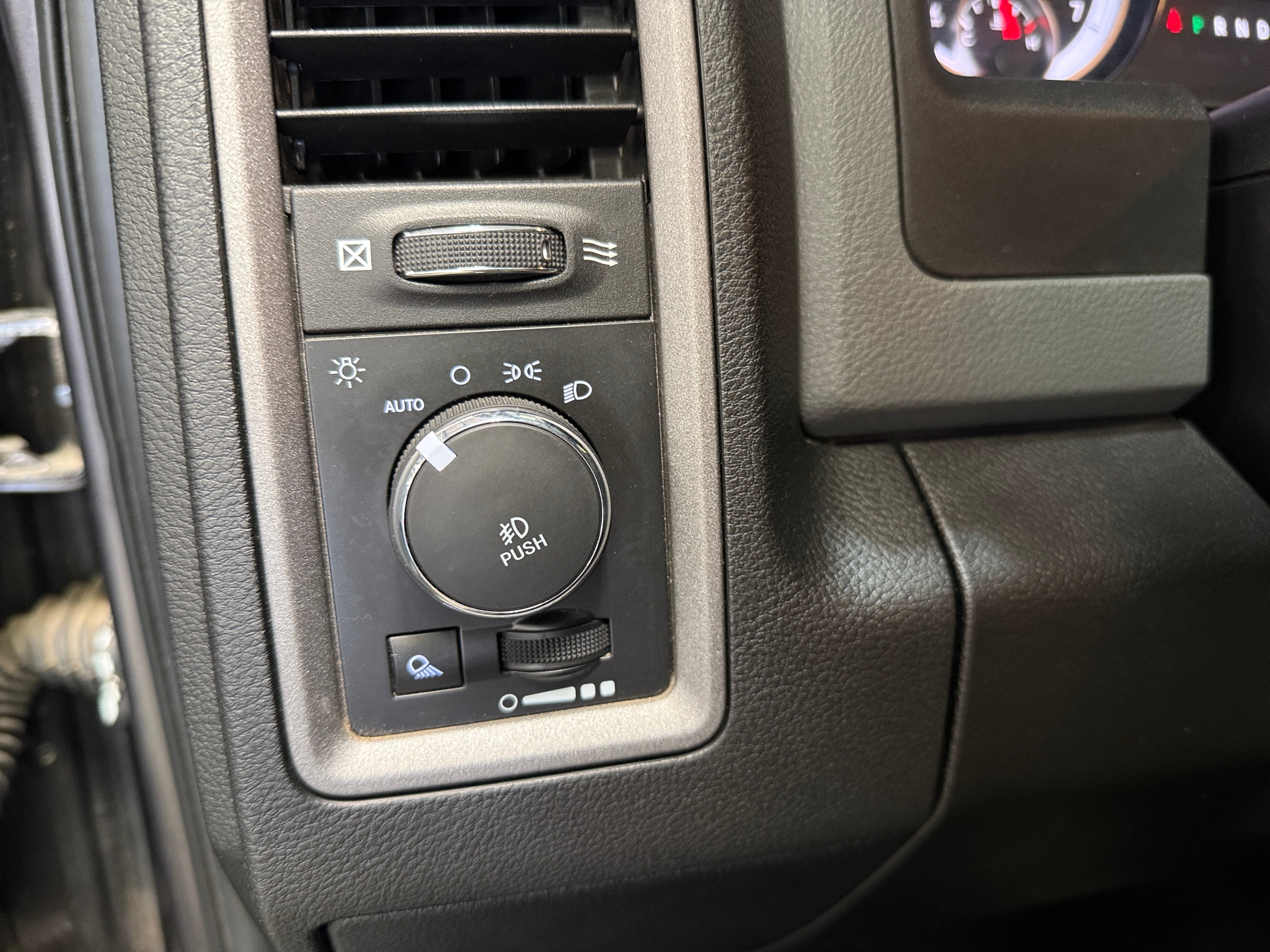 2018 RAM 1500 Pickup Express