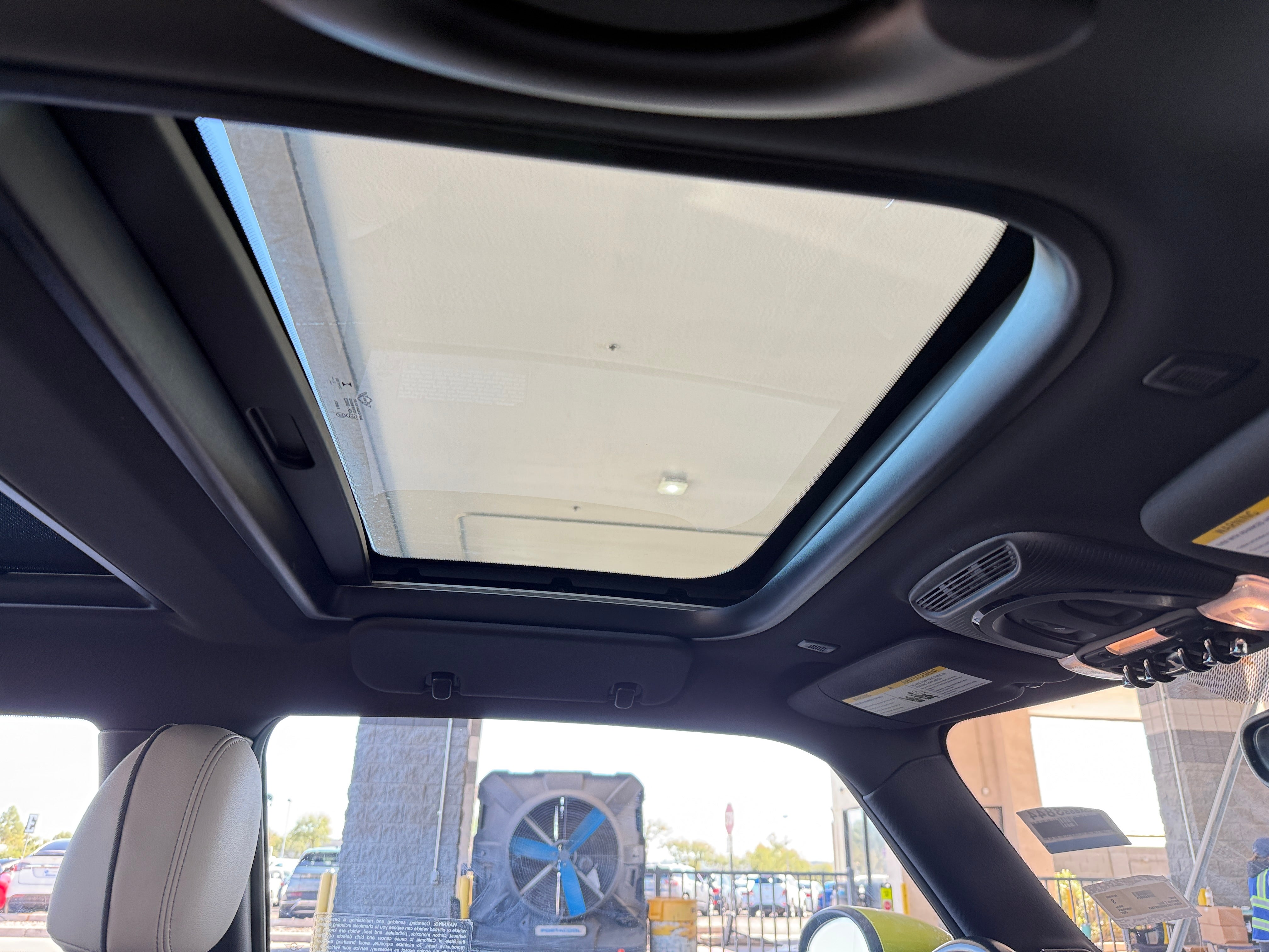 Used 2022 MINI Hardtop 2 Door SE with VIN WMW13DJ04N2R91343 for sale in Auburn, WA