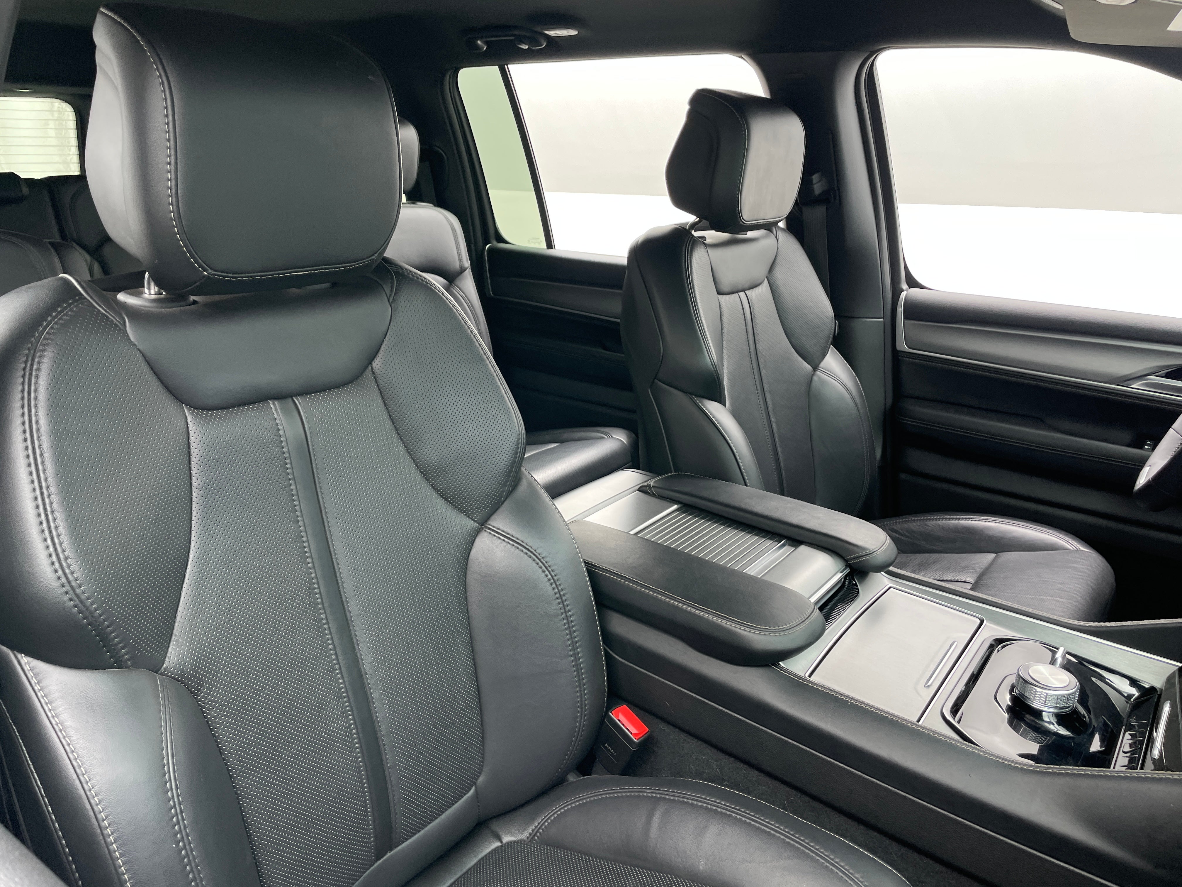 2025 Jeep Wagoneer