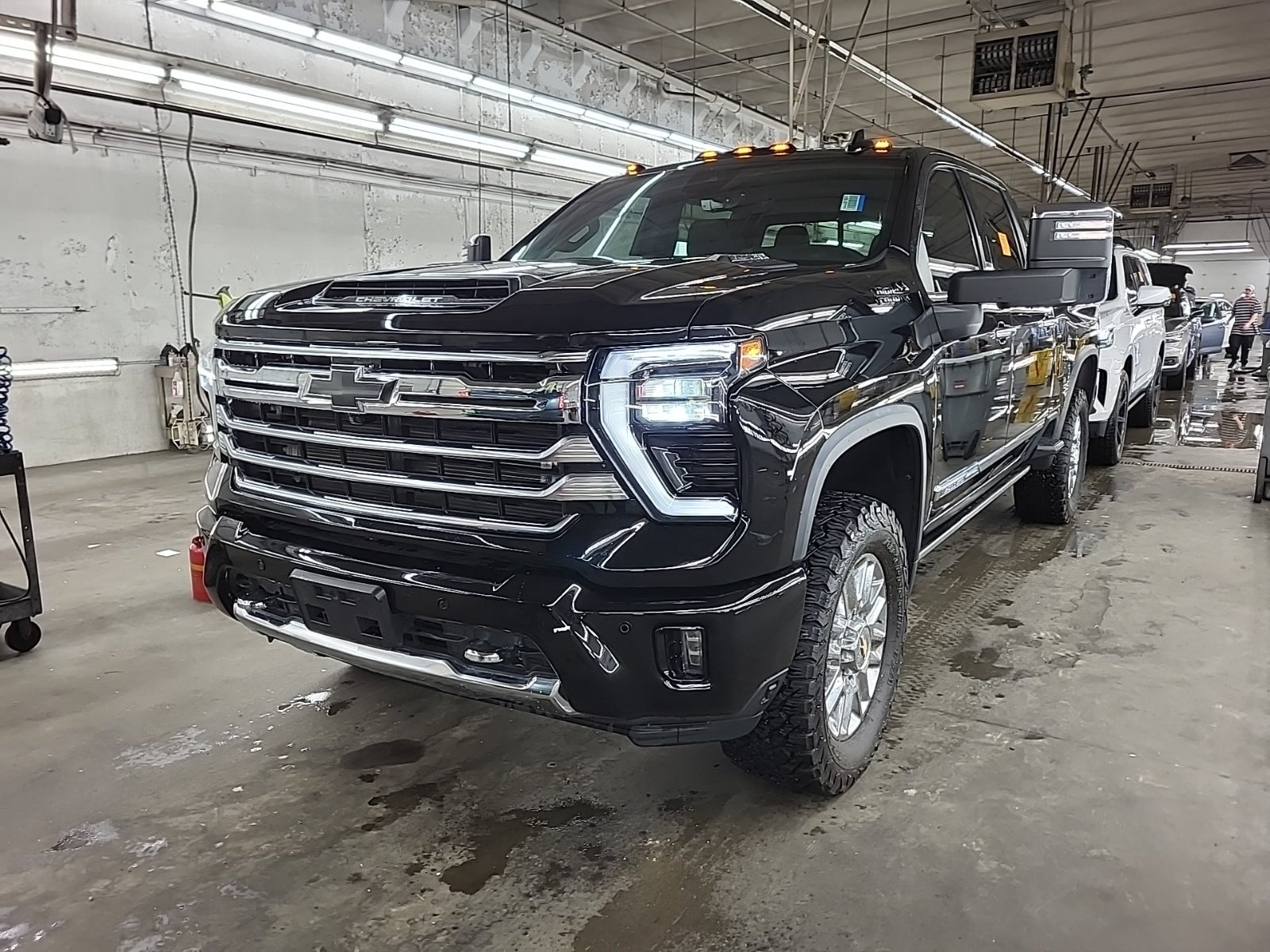 2024 Chevrolet Silverado 2500HD 4WD Crew Cab 159" High Country