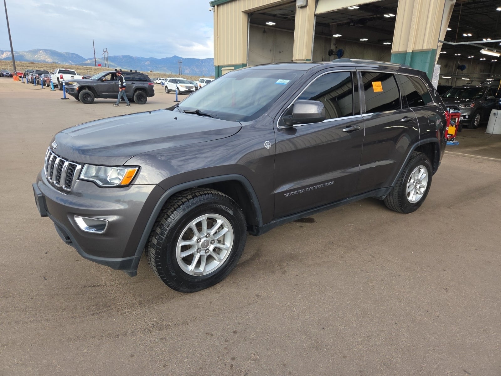 2019 Jeep Grand Cherokee Laredo E