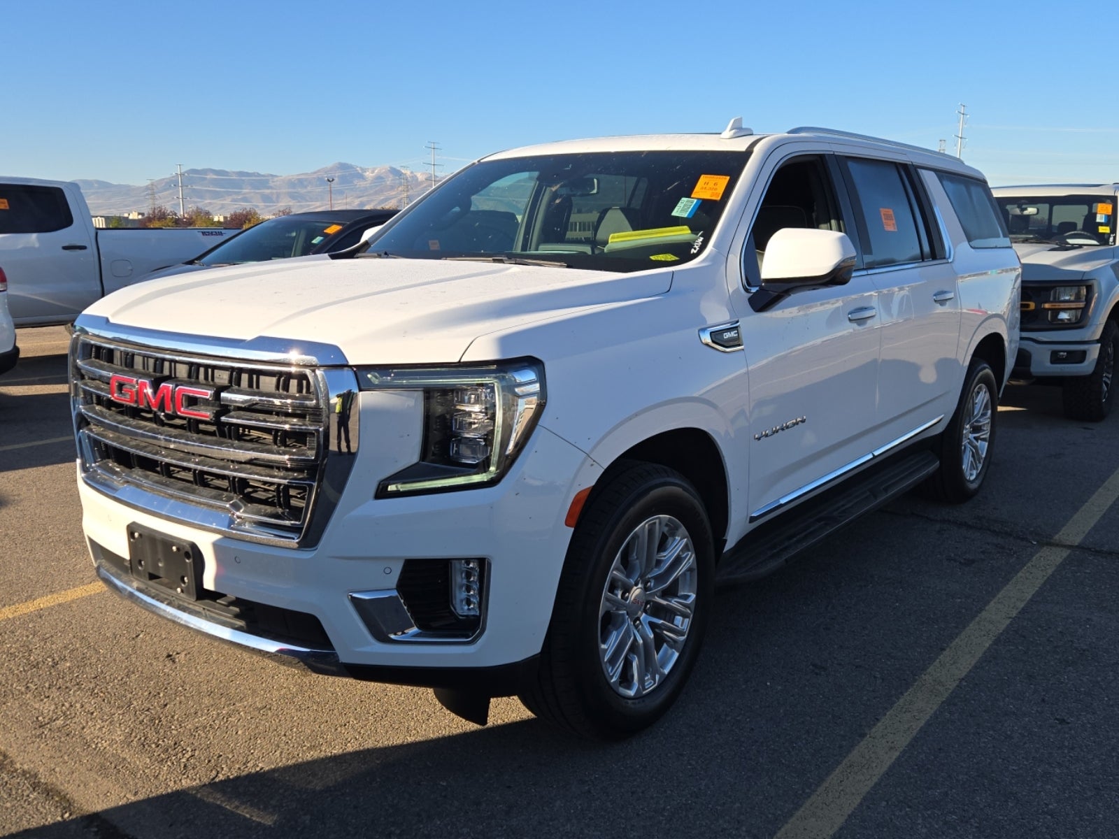 2024 GMC Yukon XL SLT