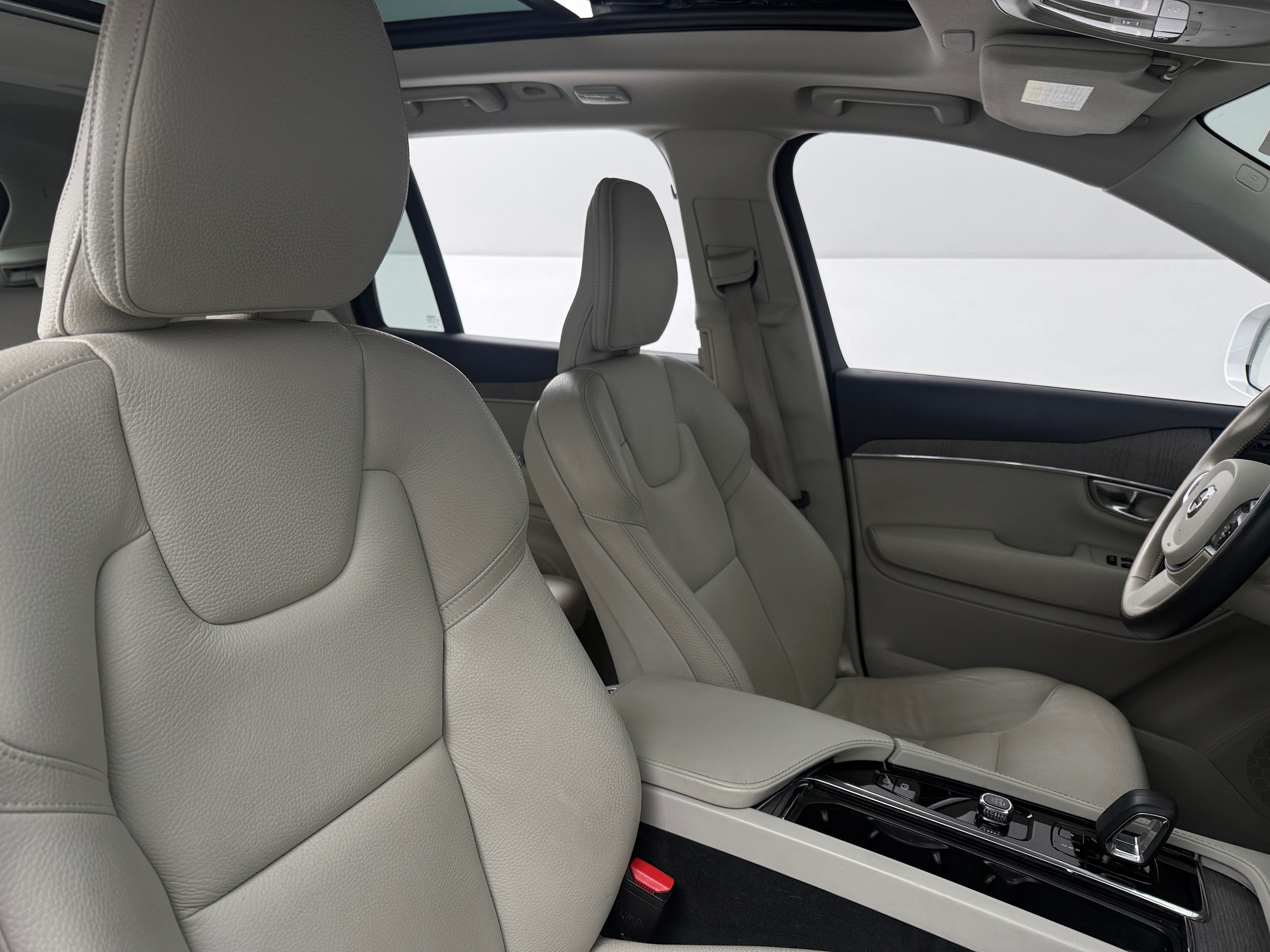 2023 Volvo XC90
