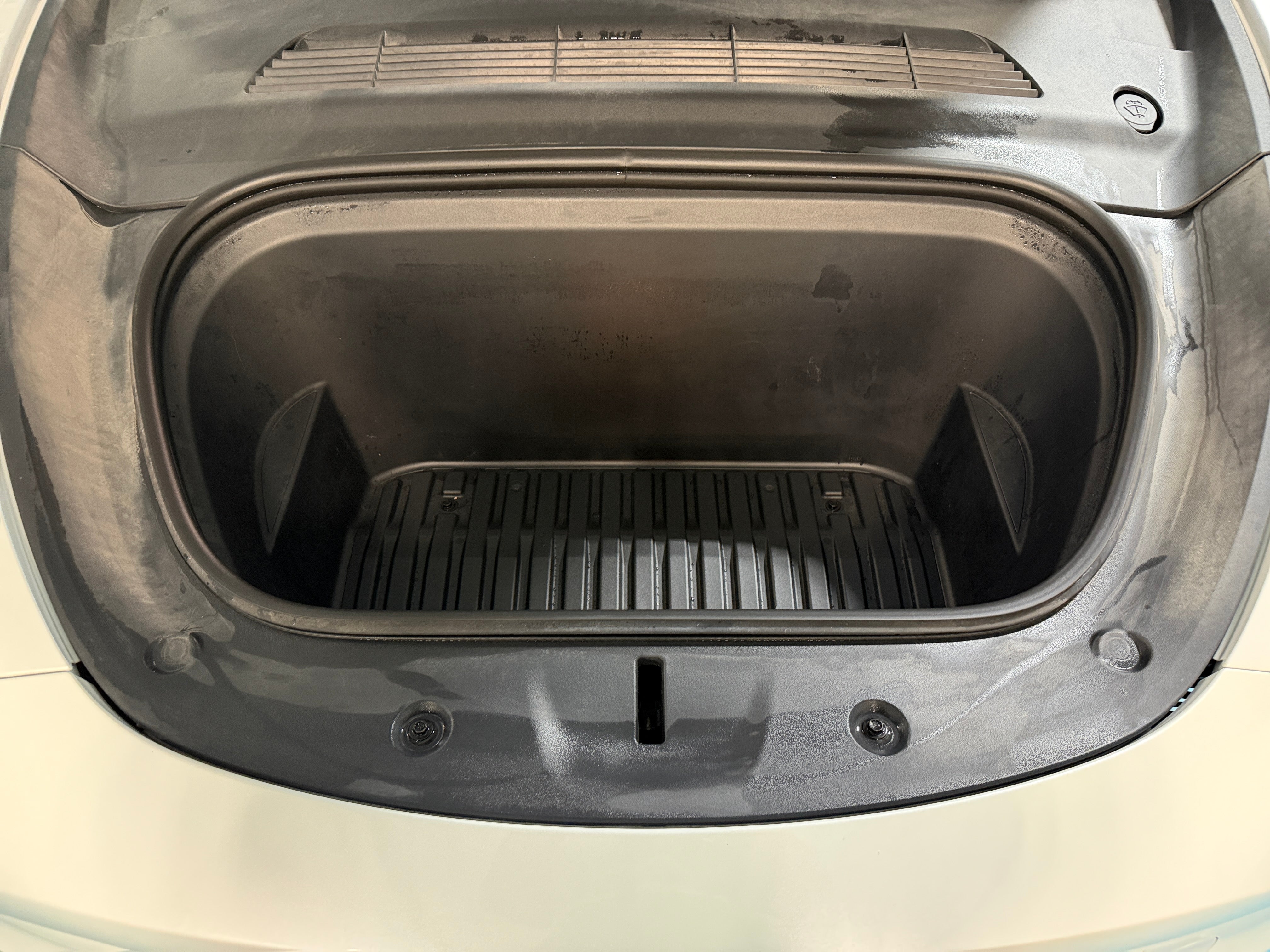 Used 2023 Tesla Model Y Long Range with VIN 7SAYGAEE4PF668634 for sale in Pewaukee, WI