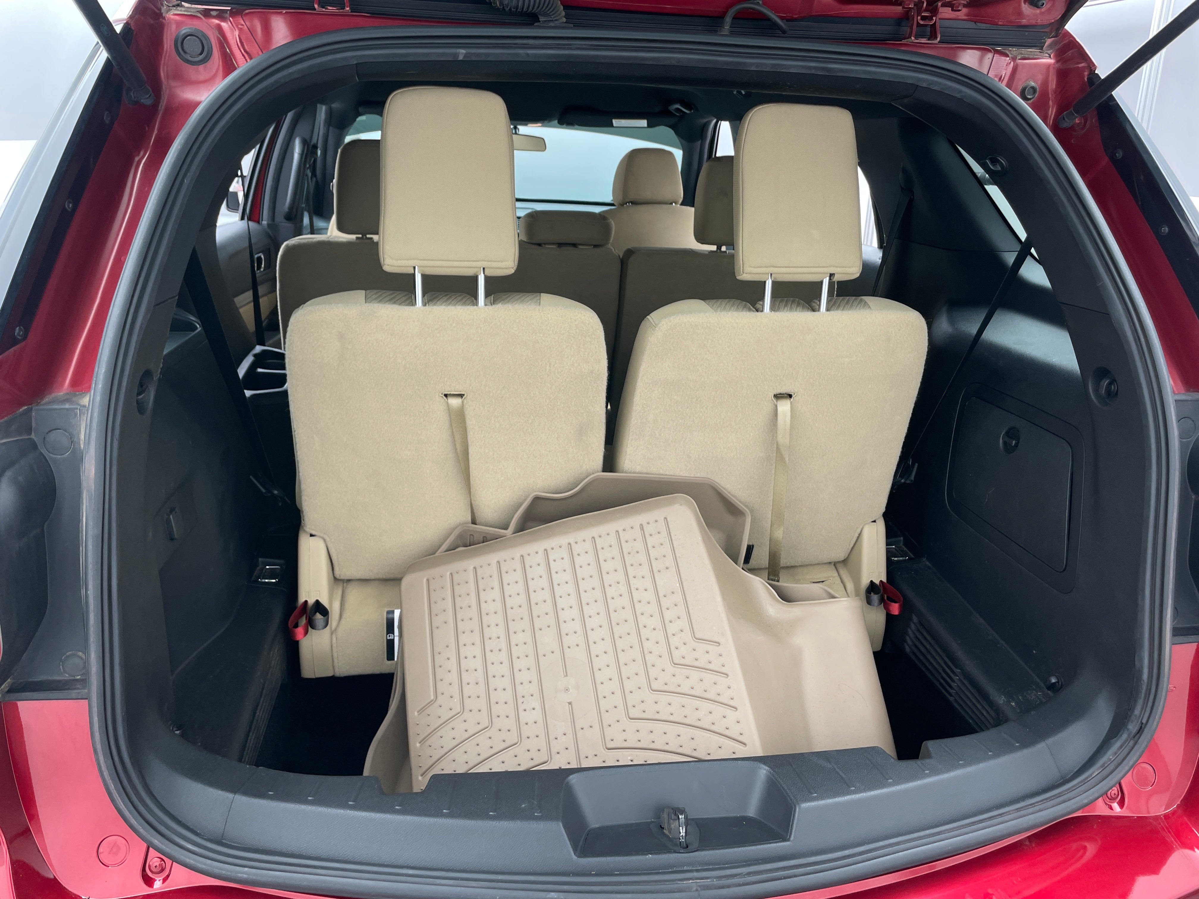 Used 2017 Ford Explorer Base with VIN 1FM5K7B88HGE33446 for sale in Pewaukee, WI