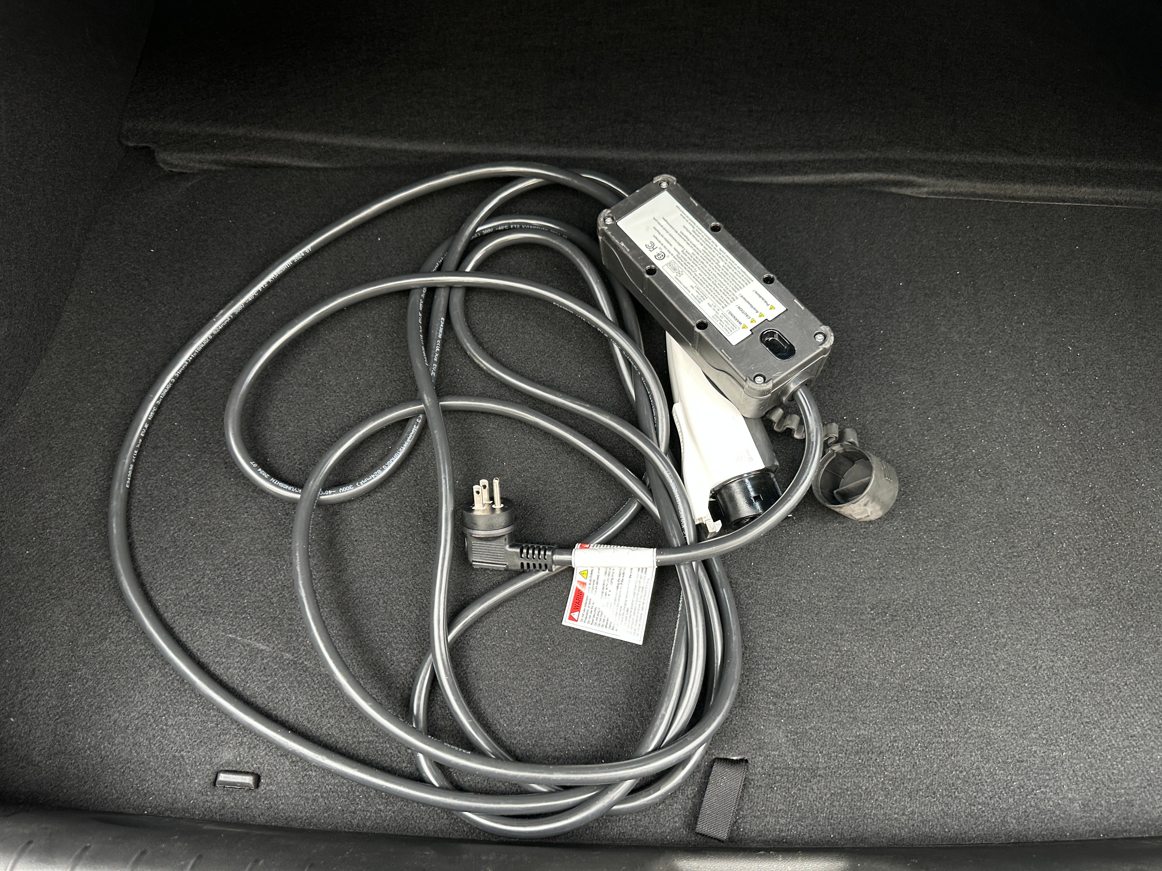 Used 2025 Hyundai IONIQ 6 SEL with VIN KMHM34AA8SA095133 for sale in Auburn, WA