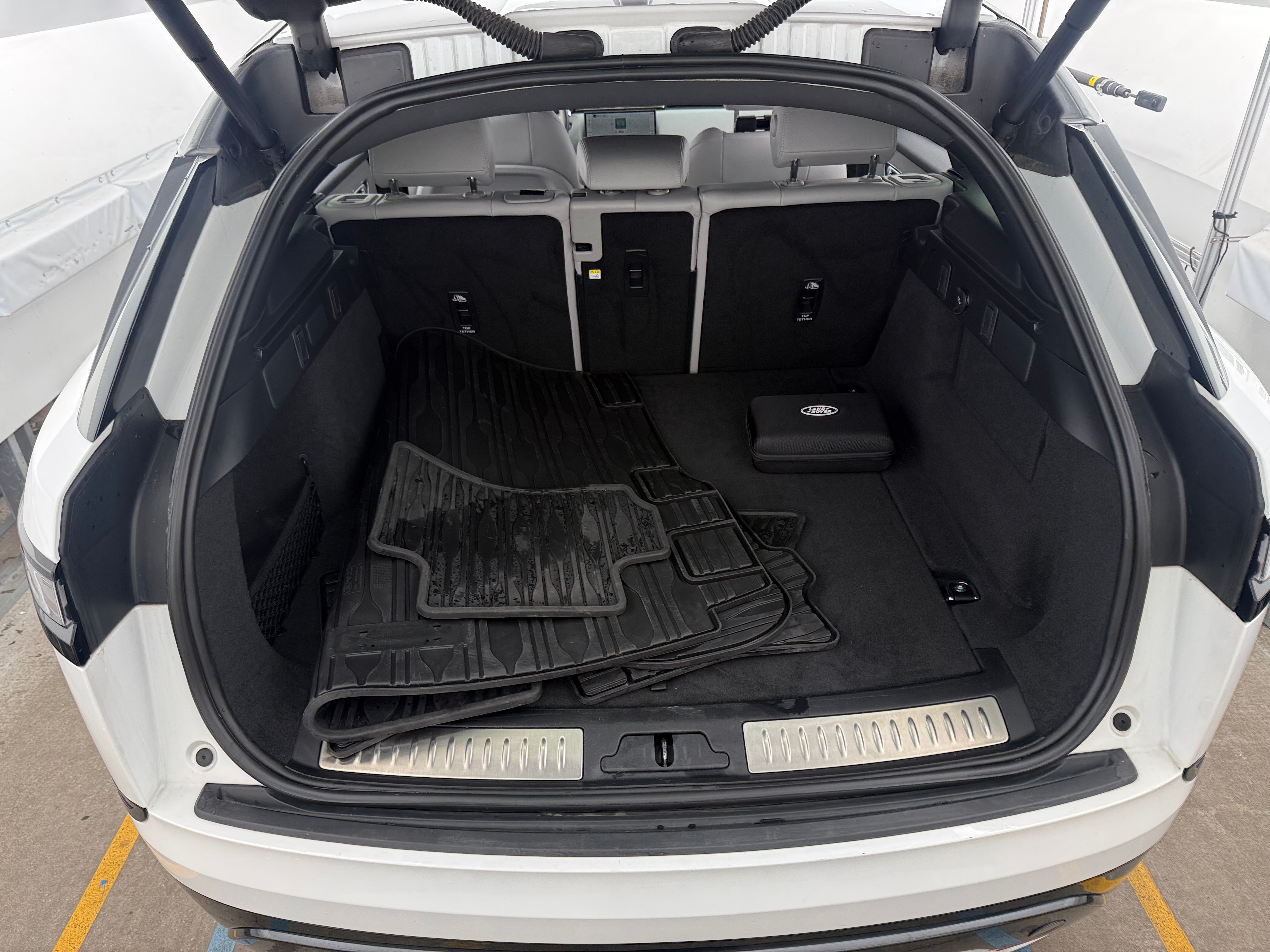 2024 Land Rover Range Rover Velar