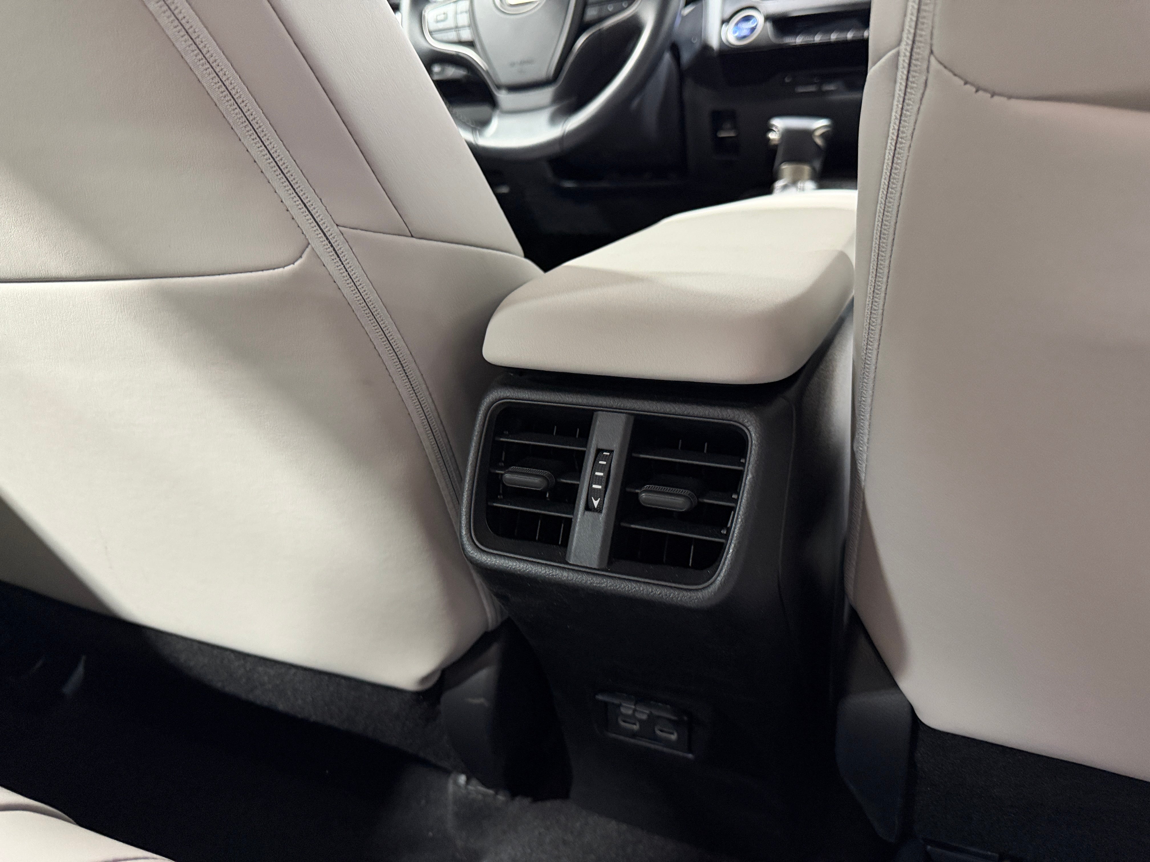 2022 Lexus UX Hybrid