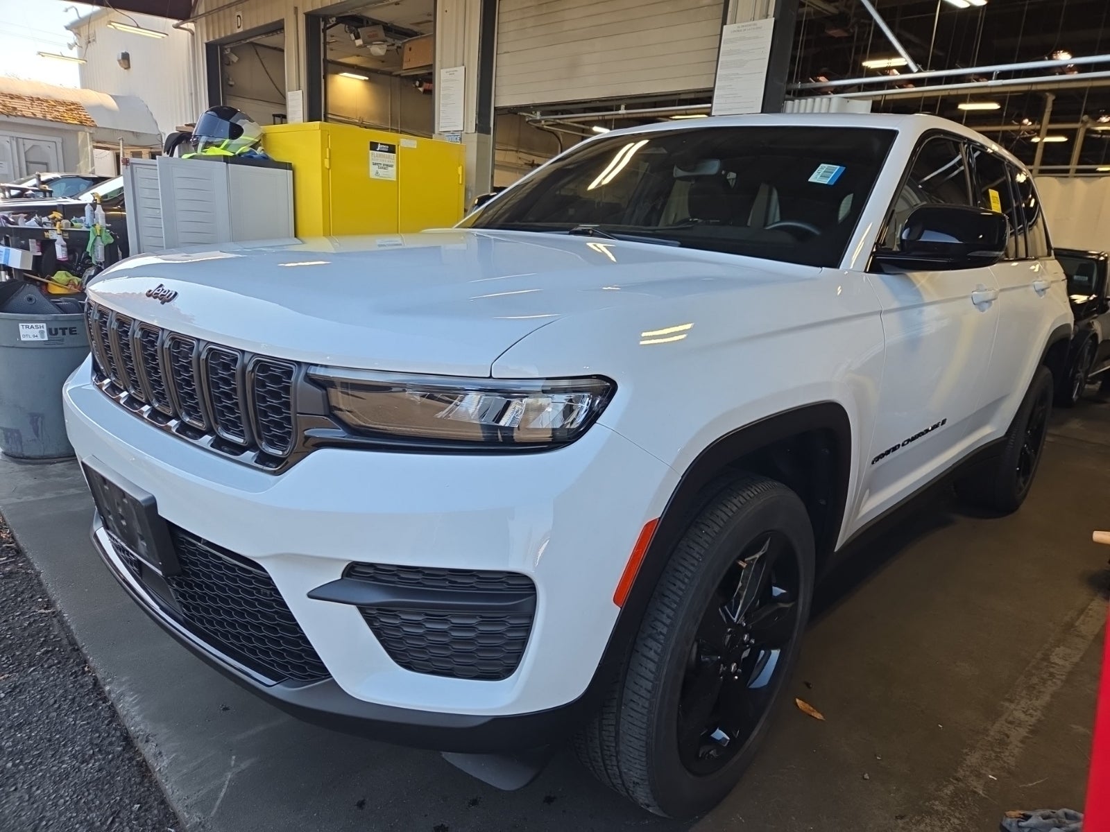 2023 Jeep Grand Cherokee Altitude