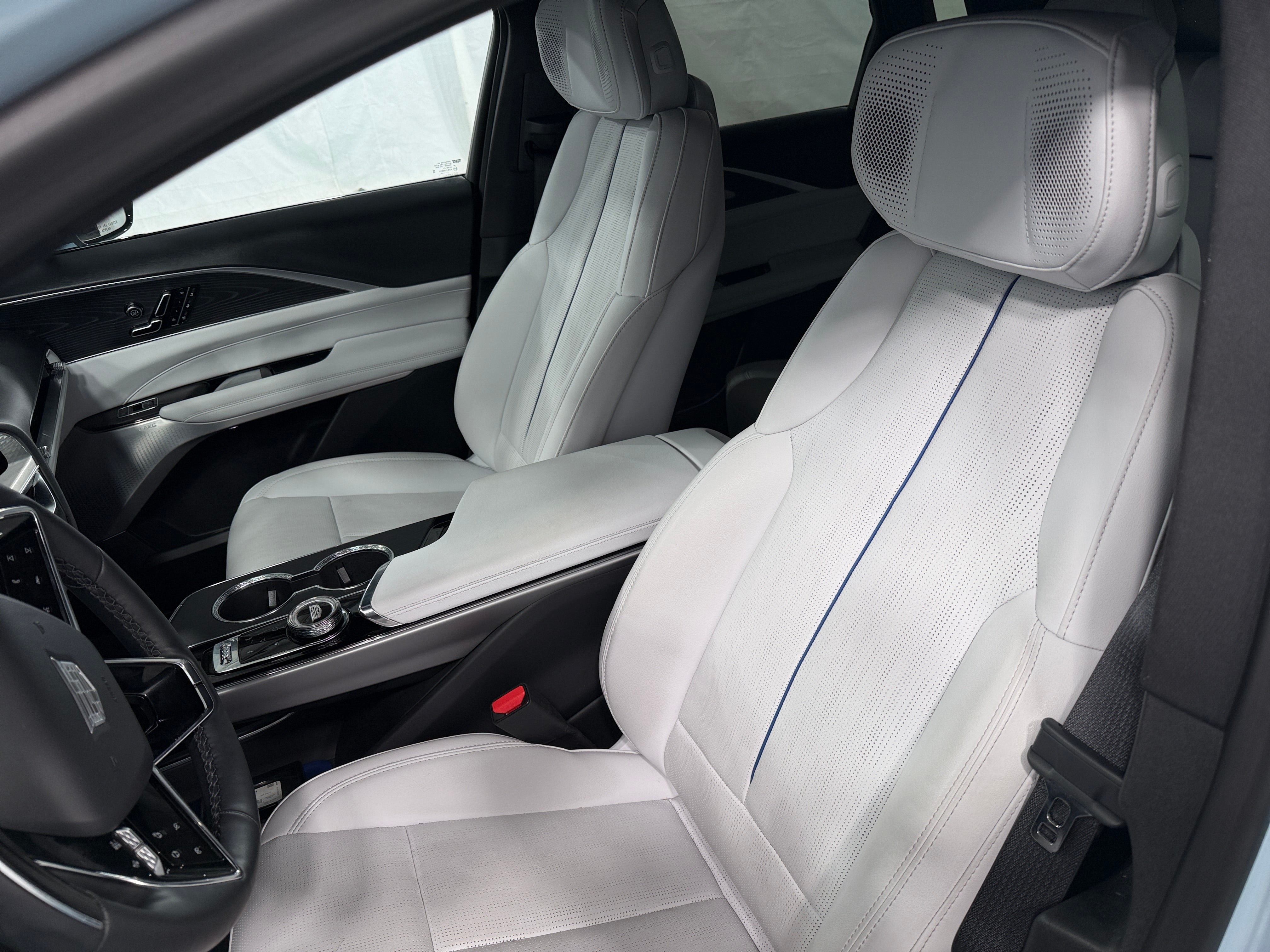 Used 2025 Cadillac LYRIQ Sport 2 with VIN 1GYKPWRL5SZ311176 for sale in Auburn, WA