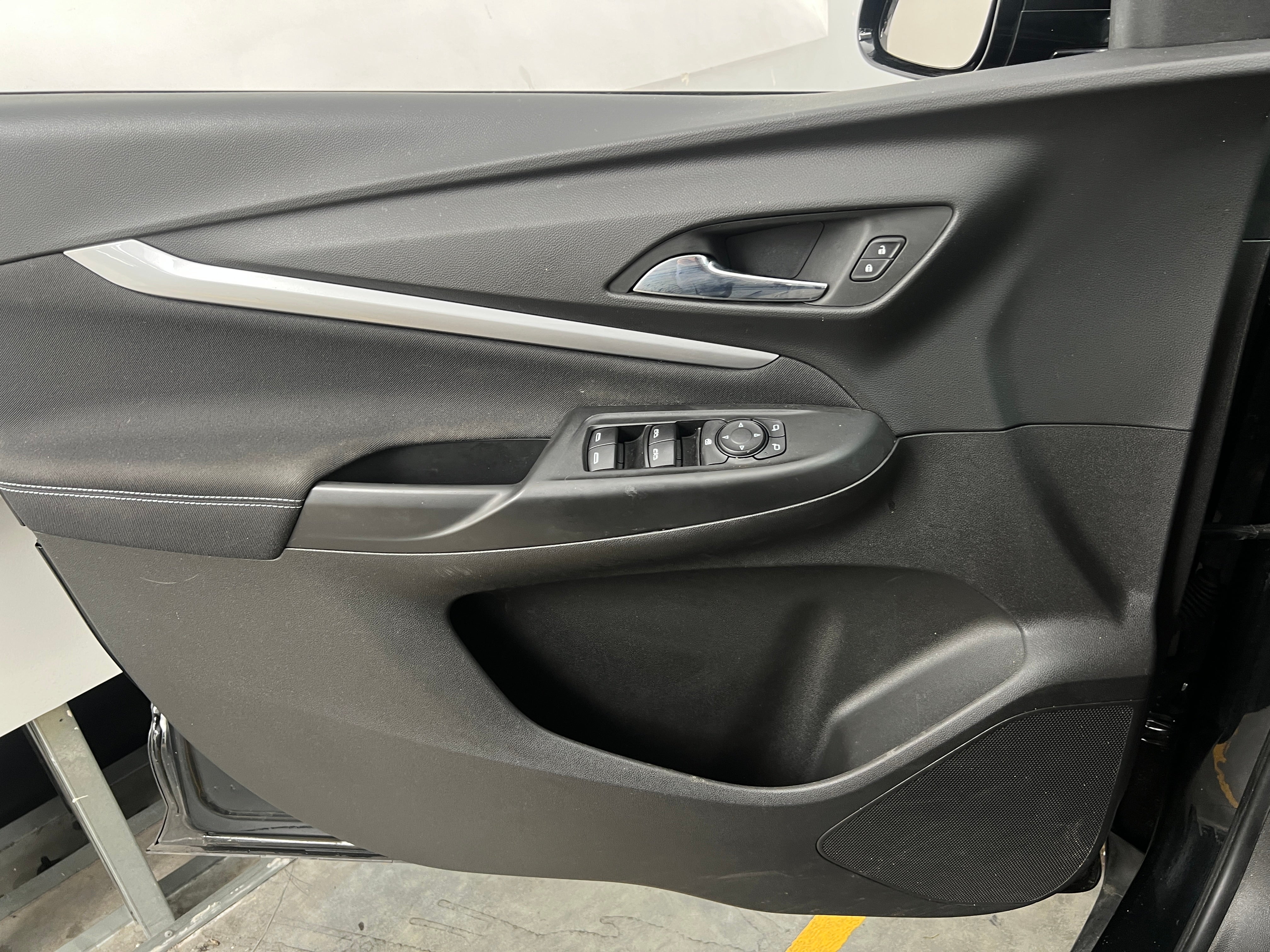 Used 2023 Chevrolet Bolt EUV LT with VIN 1G1FY6S0XP4133850 for sale in Auburn, WA