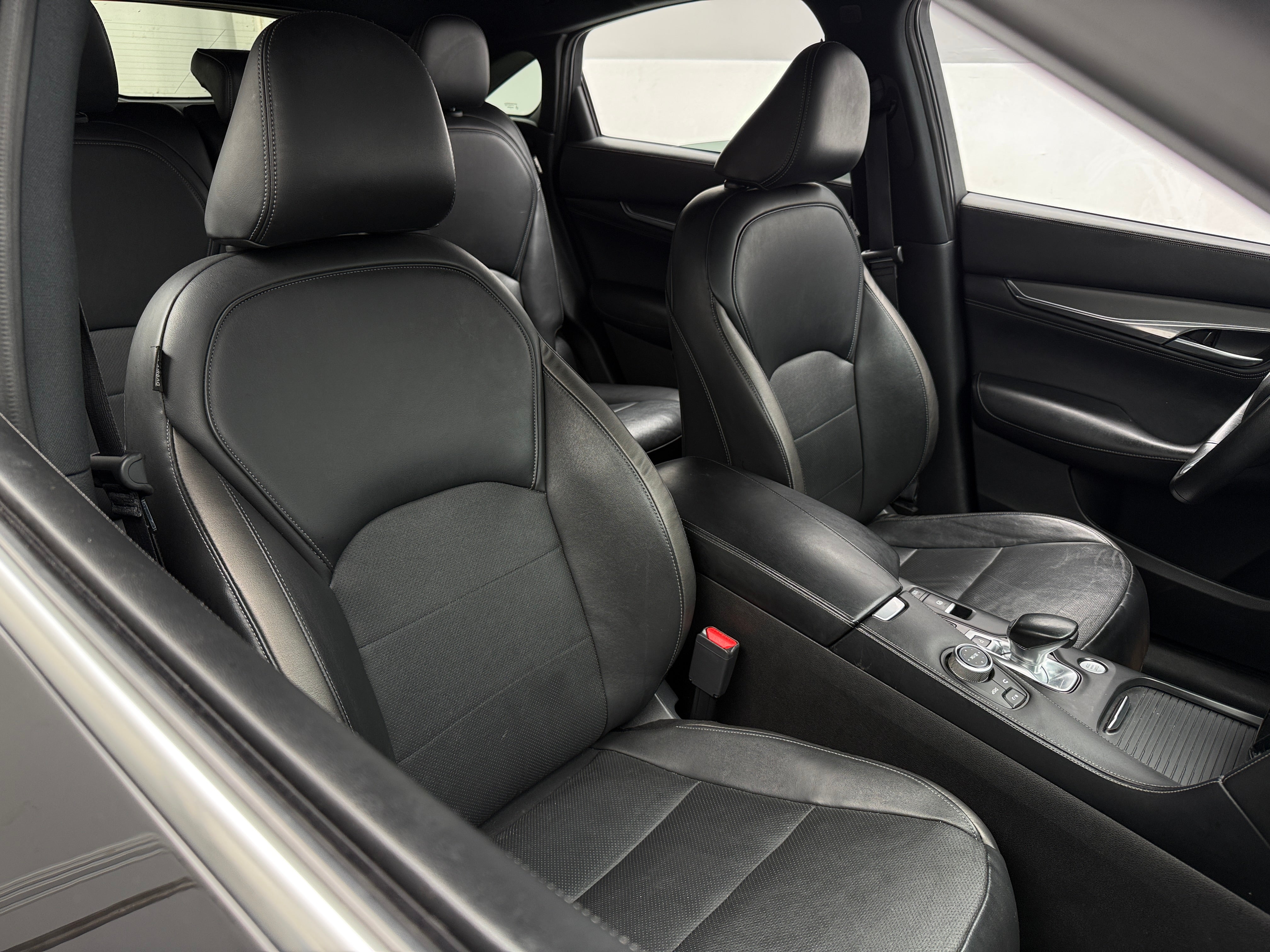 2023 INFINITI QX55