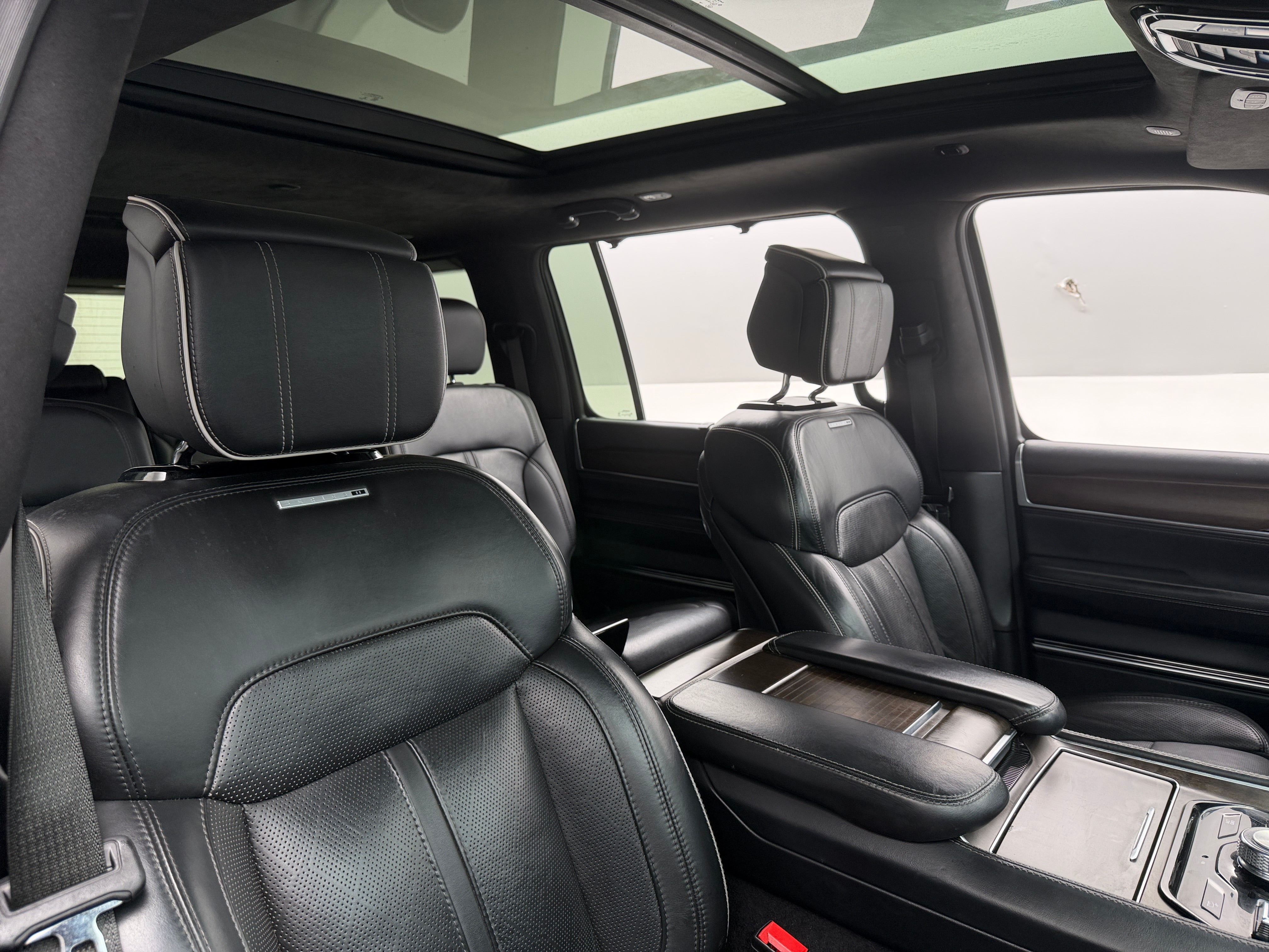 2023 Jeep Grand Wagoneer
