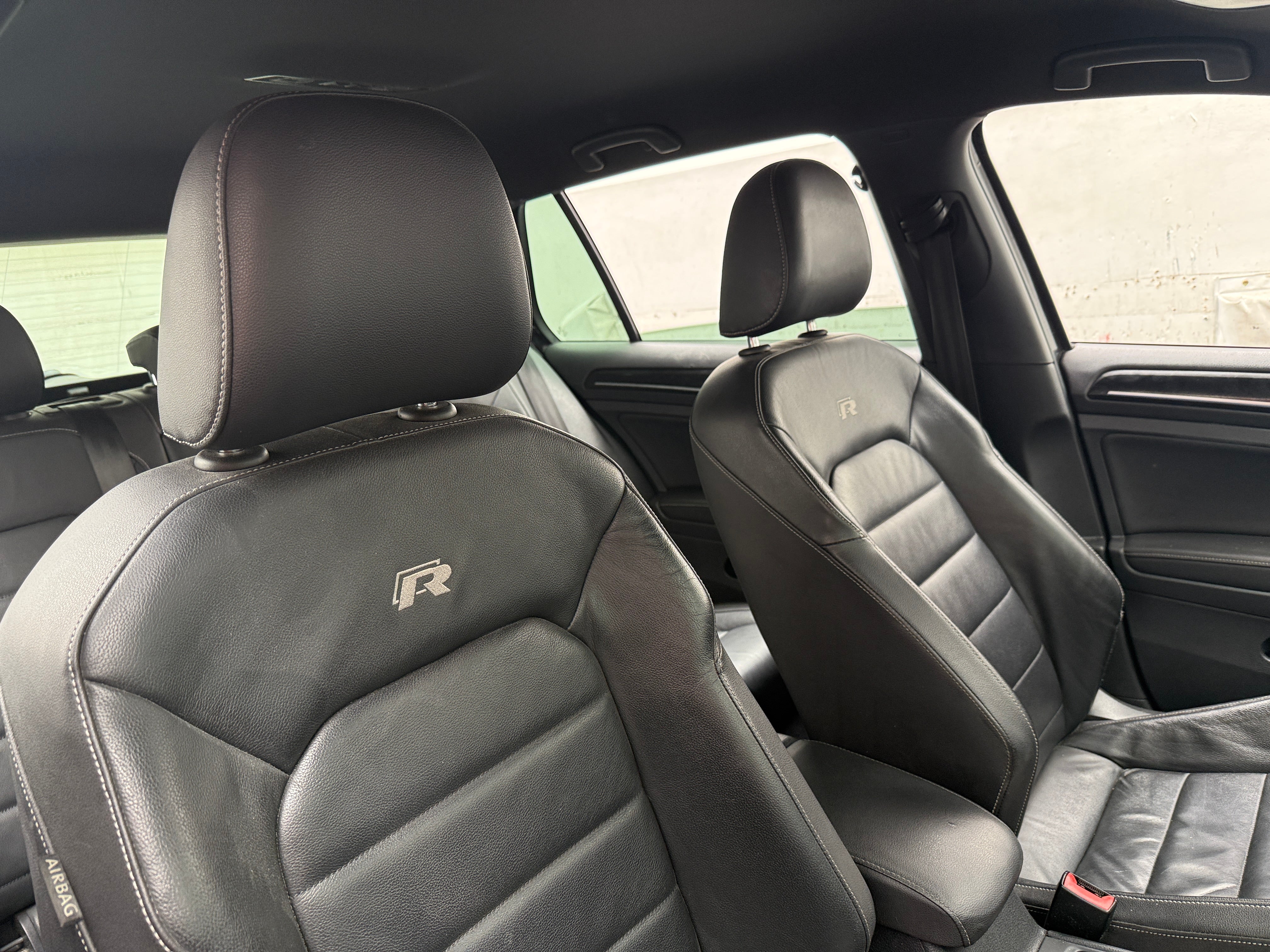 2017 Volkswagen Golf R