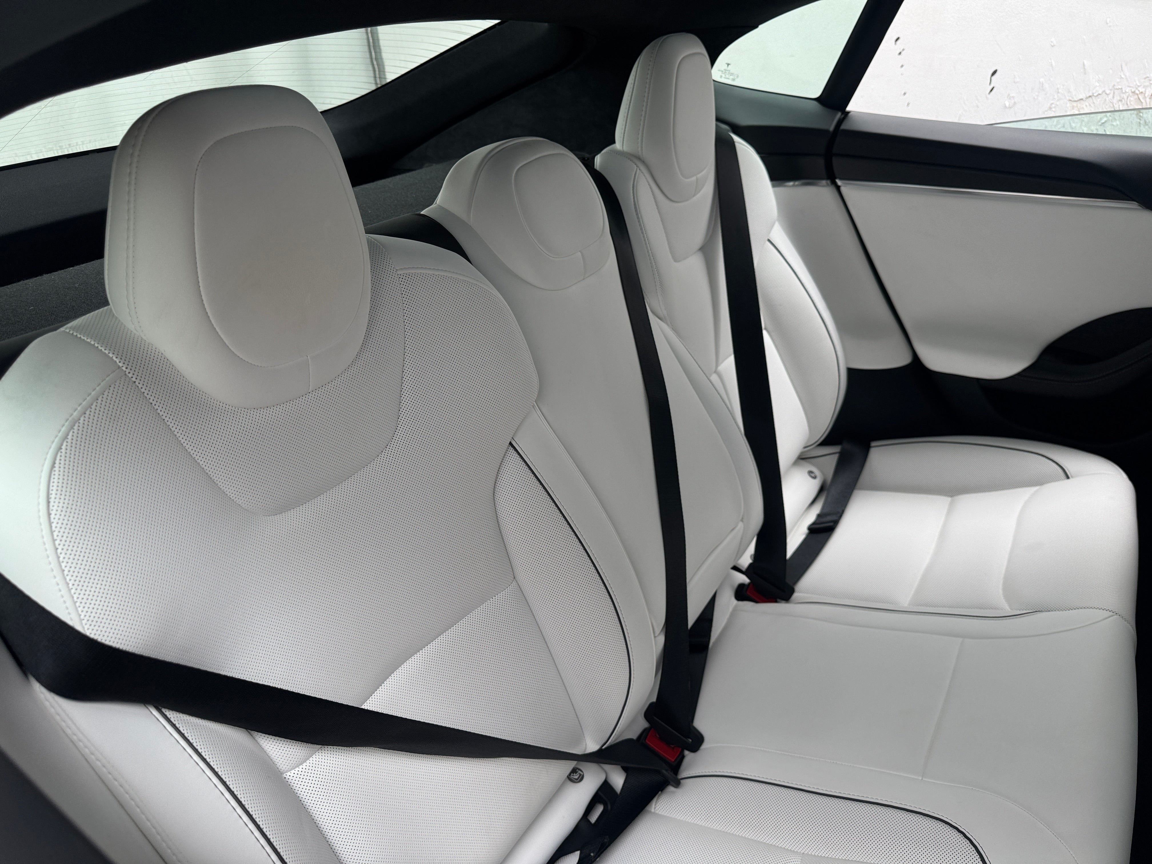 2023 Tesla Model S Plaid