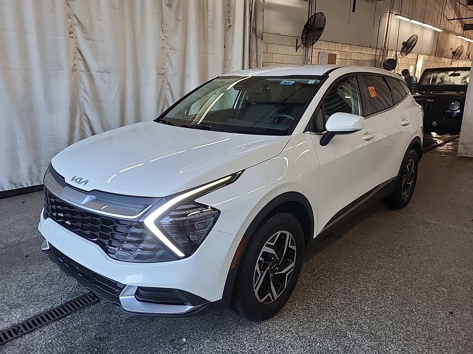 2025 Kia Sportage LX