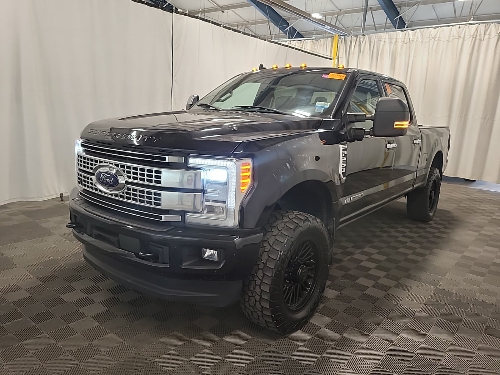 2019 Ford F-250 Platinum 4WD Crew Cab 6.75' Box