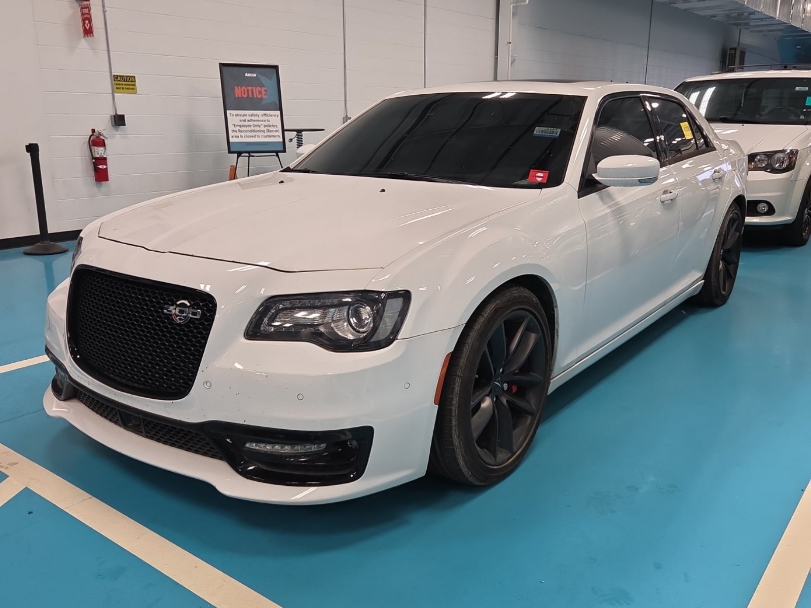 2023 Chrysler 300 300c